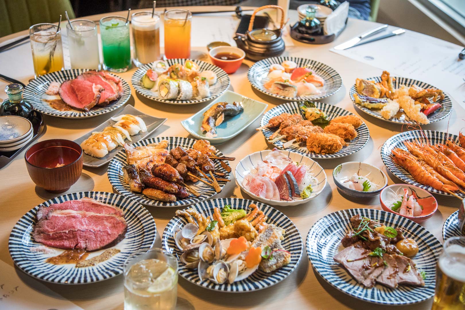 今日熱門文章：台北吃到飽 》NAGOMI和食饗宴|台北日式料理吃到飽，用餐時間超長3.5小時起