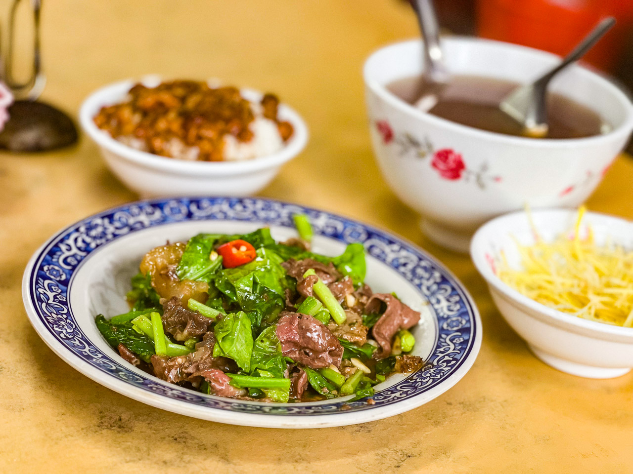 台南米其林牛肉湯,尚好吃牛肉湯,台南美食,台南牛肉湯,台南小吃,台南早餐