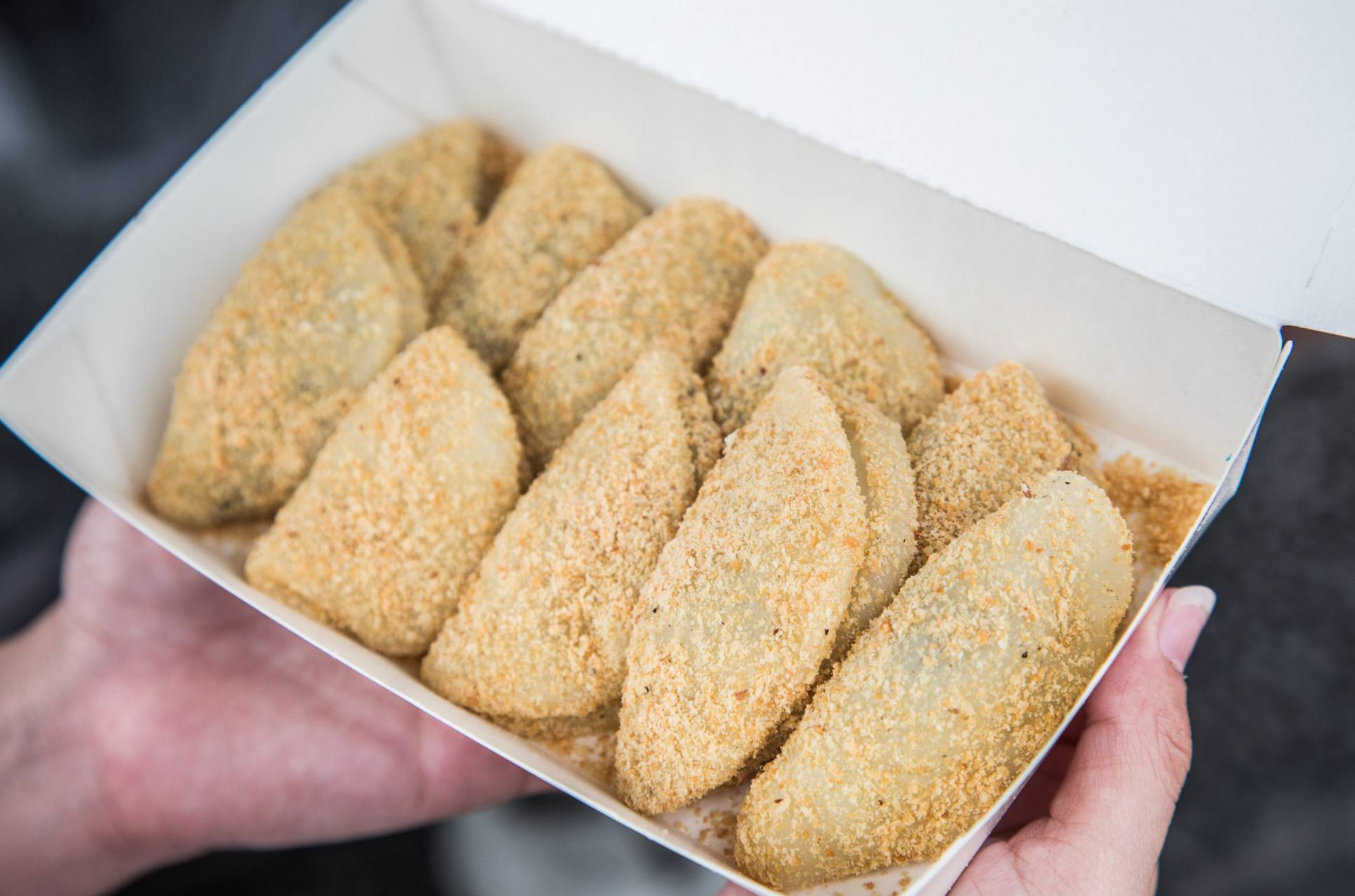 網站近期文章：阿婆麻糬舖｜一天只賣四小時阿婆麻糬，新鮮軟Q超好吃！秒殺現包古早味麻糬