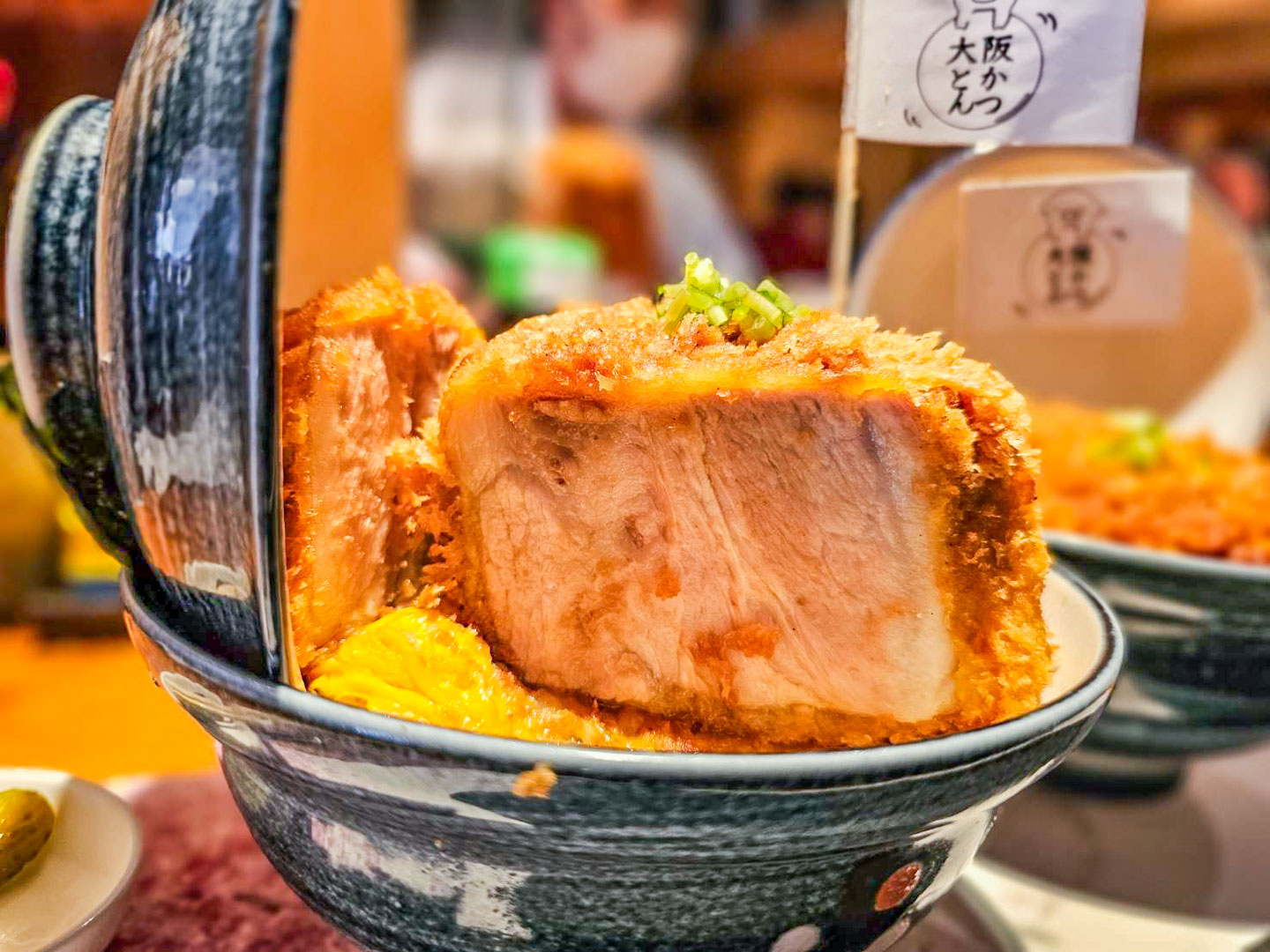 網站近期文章：千代松勝蓋飯｜吃不完！根本吃不完！號稱日本第一厚炸豬排蓋飯