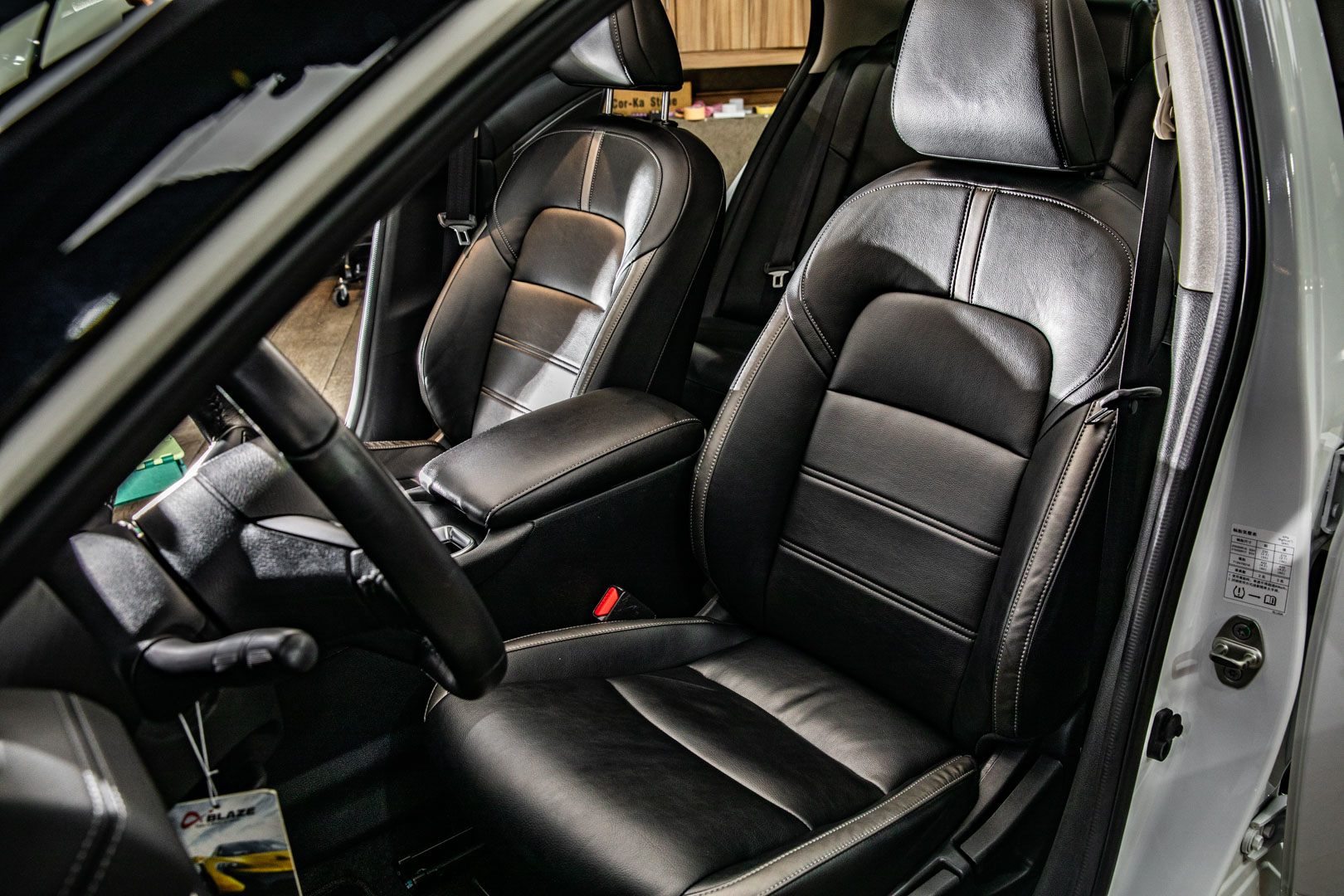 台北鍍膜,Classic汽車美容中心(士林店) 台北鍍膜,Classic汽車美容中心(士林店)