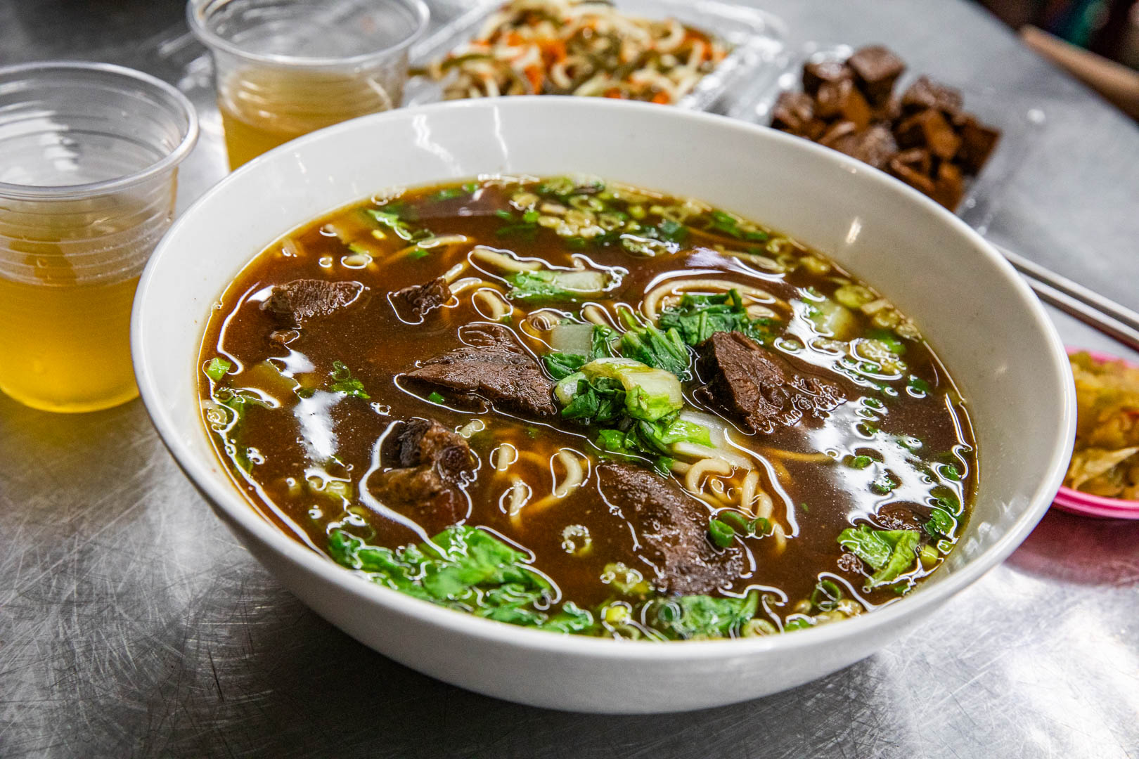 高雄美食,高雄牛肉麵,高雄牛肉麵推薦,大牛牛肉麵,高雄小吃 @大手牽小手。玩樂趣