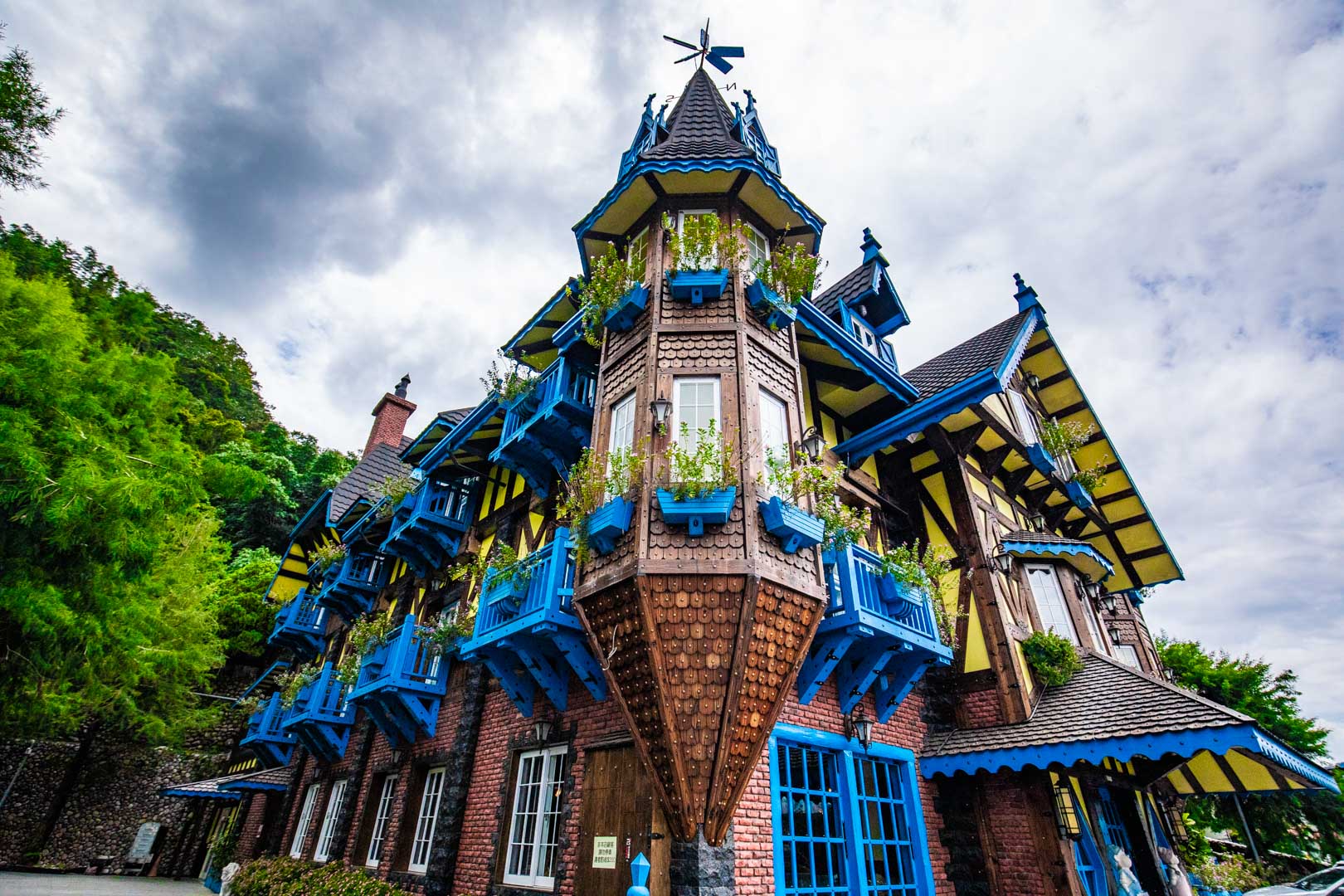 南投美食,埔里美食,藍色城堡茱諾法式甜點,埔里景點,埔里甜點,南投景點,南投甜點 @大手牽小手。玩樂趣