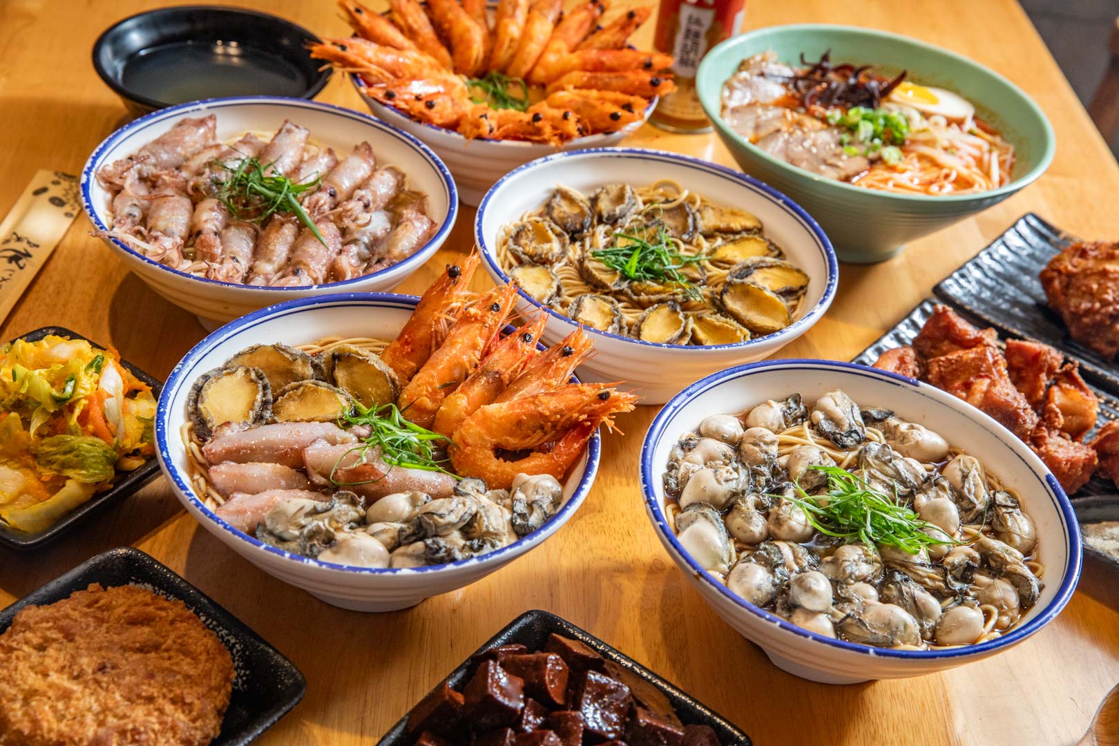 中壢海鮮拉麵,中壢美食,中壢拉麵,山禾堂拉麵,中壢聚餐,山禾堂拉麵(中壢店) @大手牽小手。玩樂趣