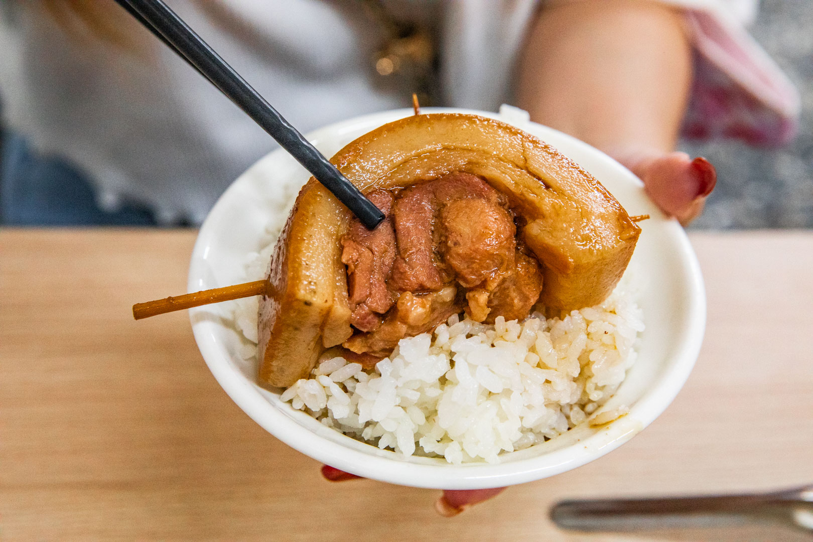 彰化美食,彰化小吃,彰化爌肉飯,過溝仔榕樹下爌肉飯 @大手牽小手。玩樂趣