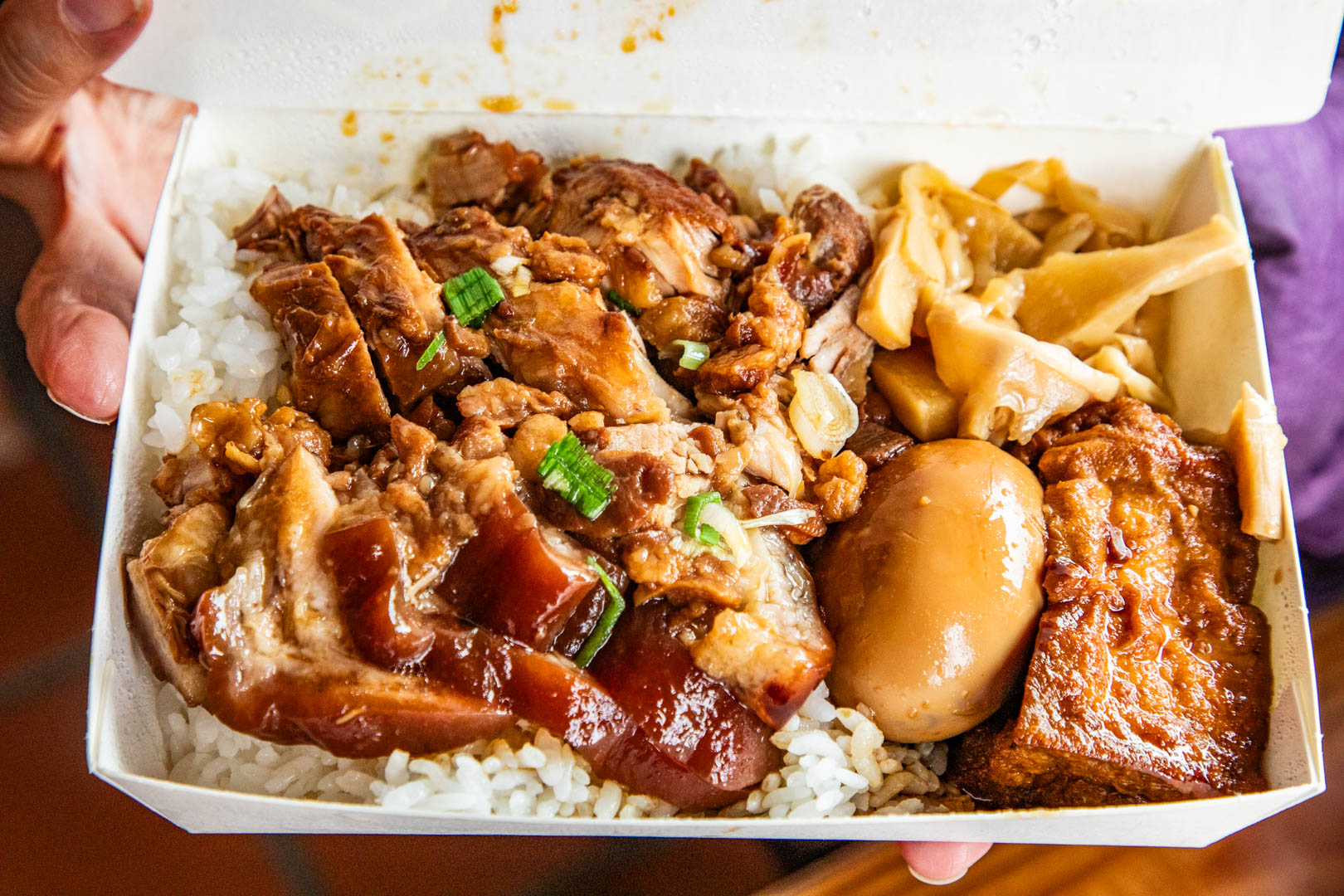 桃園美食,桃園便當,中壢便當,中壢豬腳,中壢腿庫,桃園豬腳,中壢美食 @大手牽小手。玩樂趣
