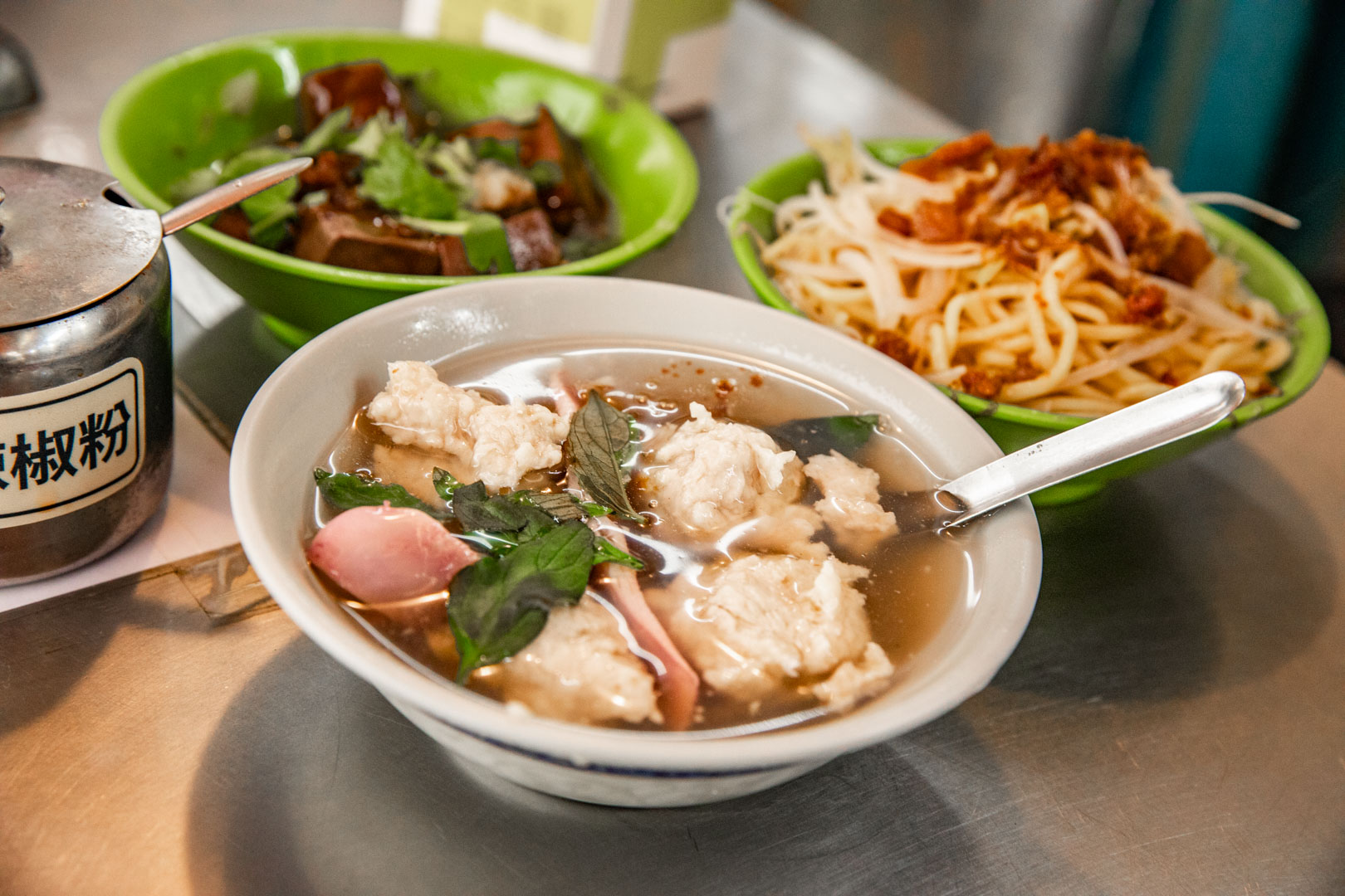 台北美食,台北小吃,企鵝文肉羹店,台北肉焿 @大手牽小手。玩樂趣