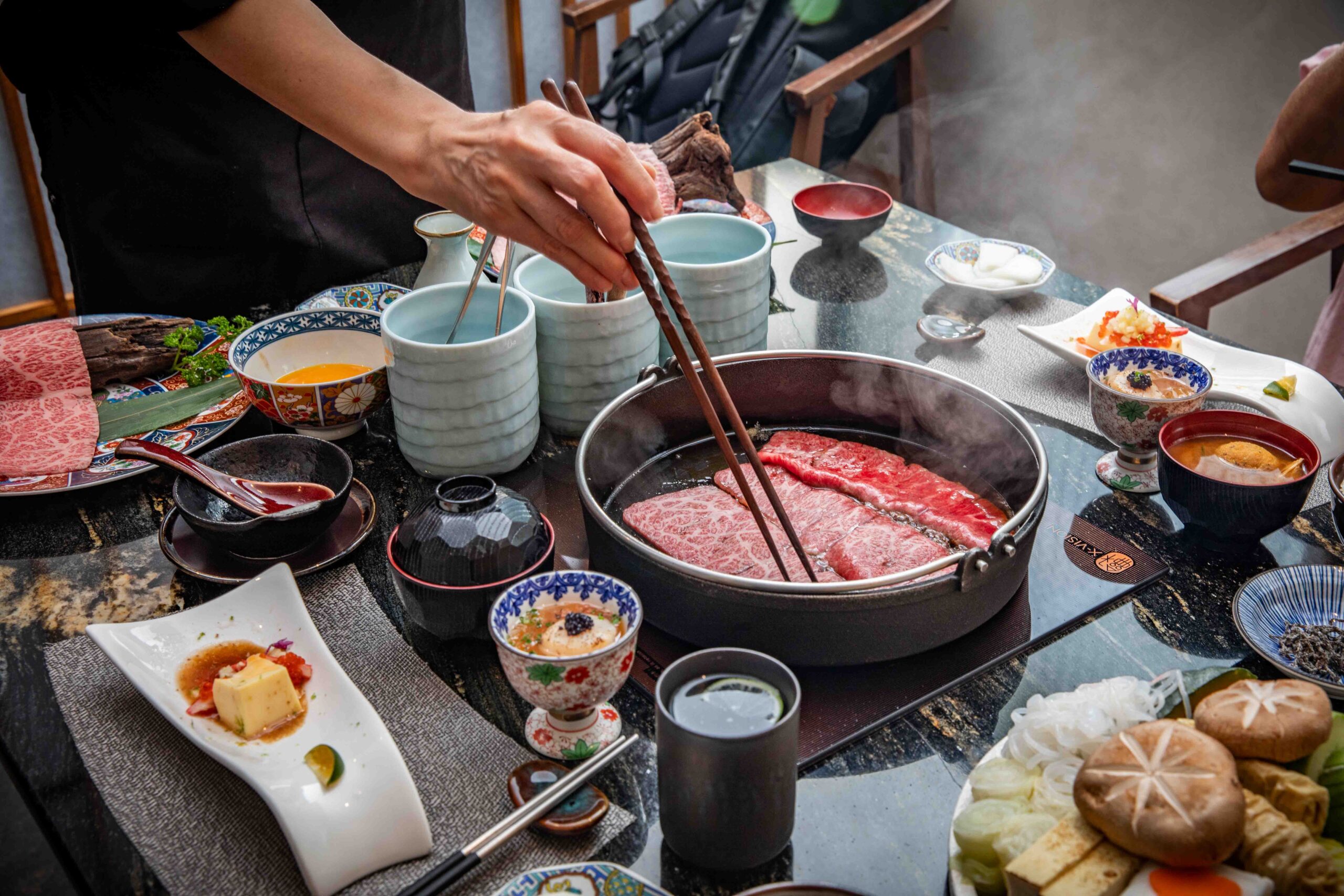 台北美食,台北聚餐,台北餐廳,台北約會,台北頂級壽喜燒 @大手牽小手。玩樂趣