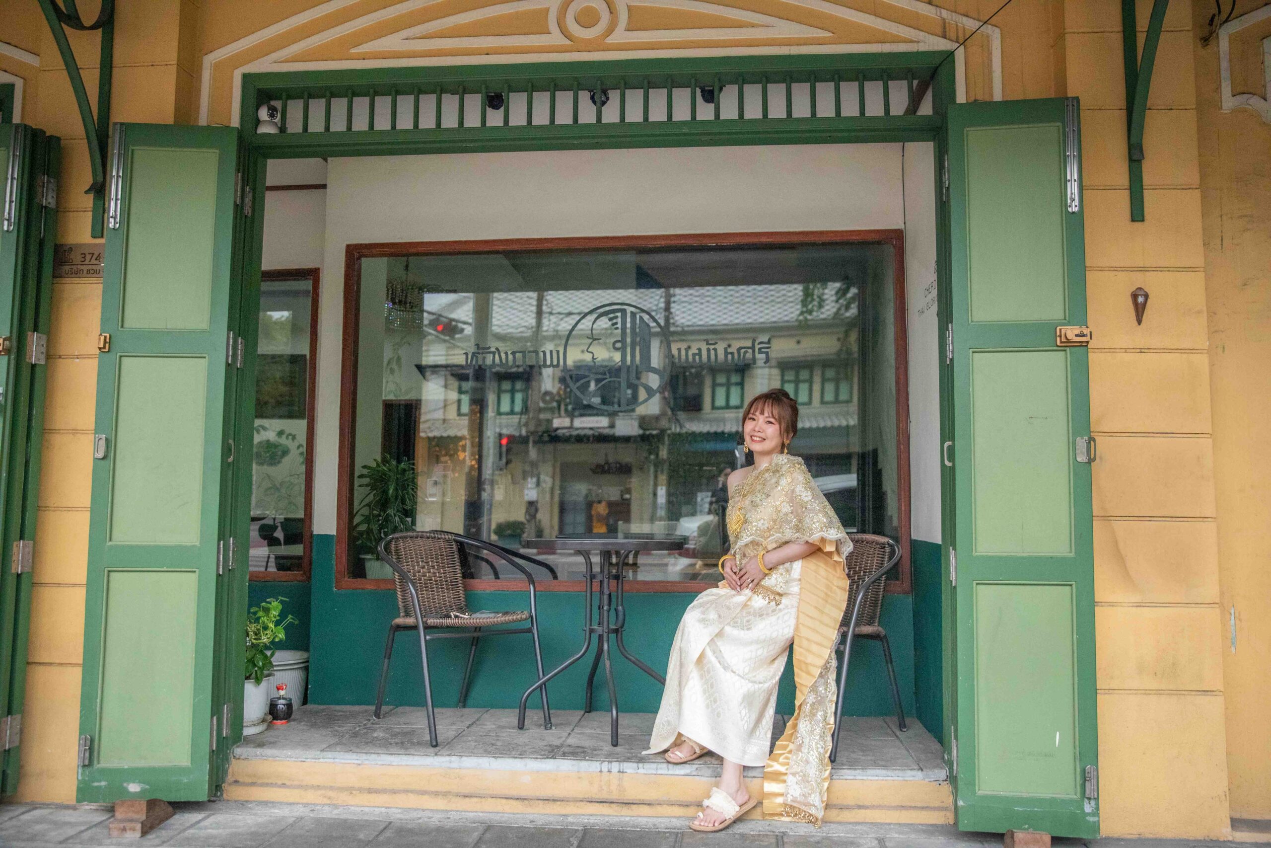 曼谷泰服租借,Cherd-Chay Thai Glory