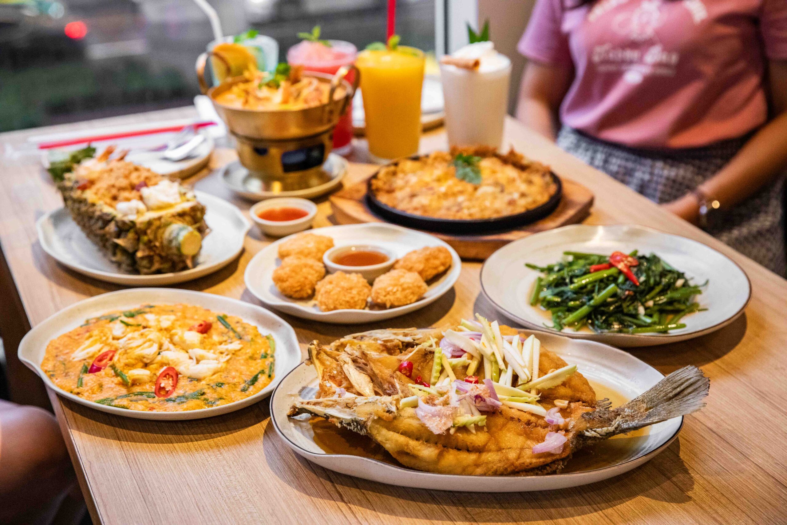 網站近期文章：曼谷上味泰餐館 Savoey Seafood Restaurant（Mercury Ville Chidlom）｜曼谷四面佛商圈美食推薦！在地經營超過40餘年海鮮泰式料理餐廳