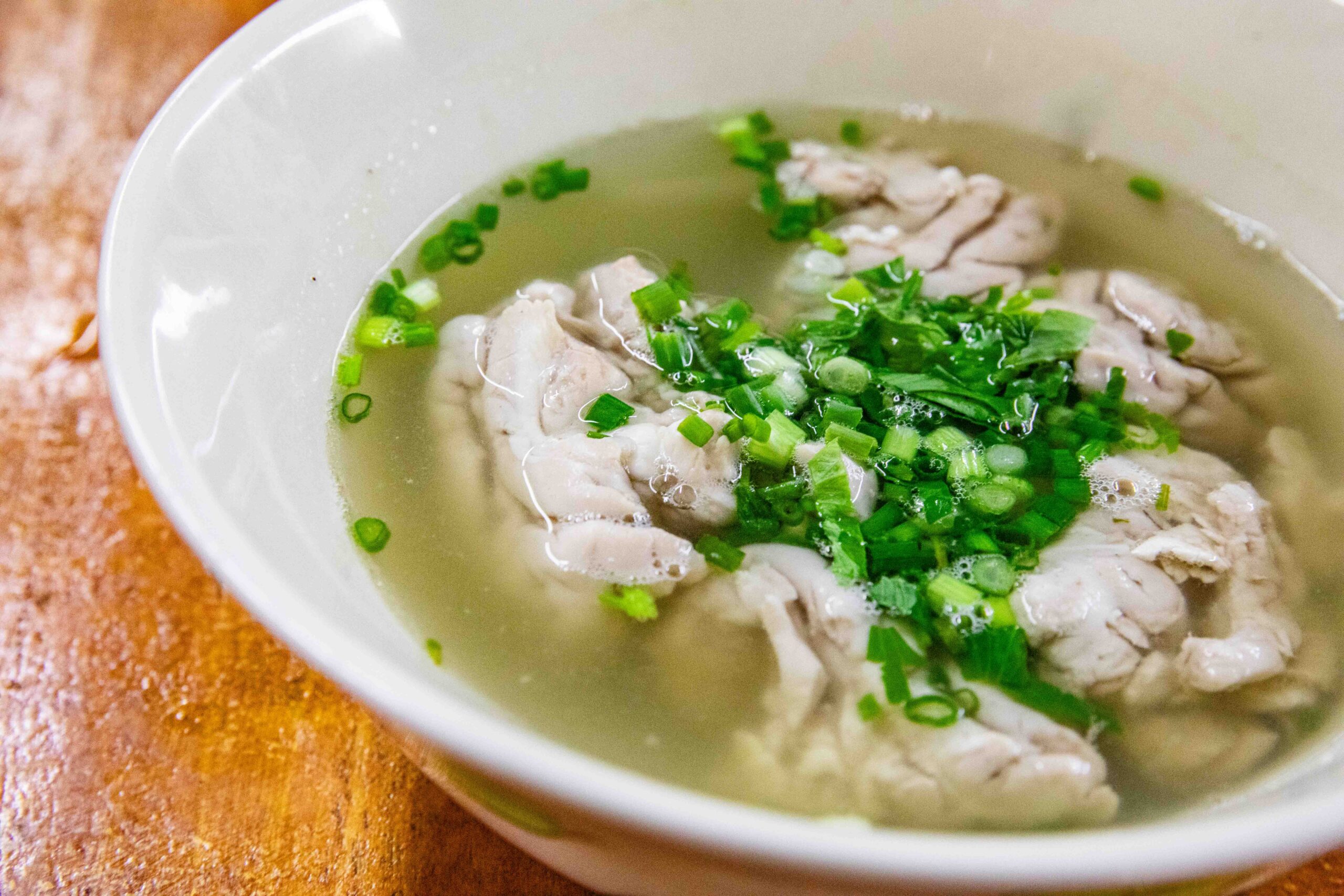 曼谷美食,曼谷老城區美食,Thai Tham豬腦湯