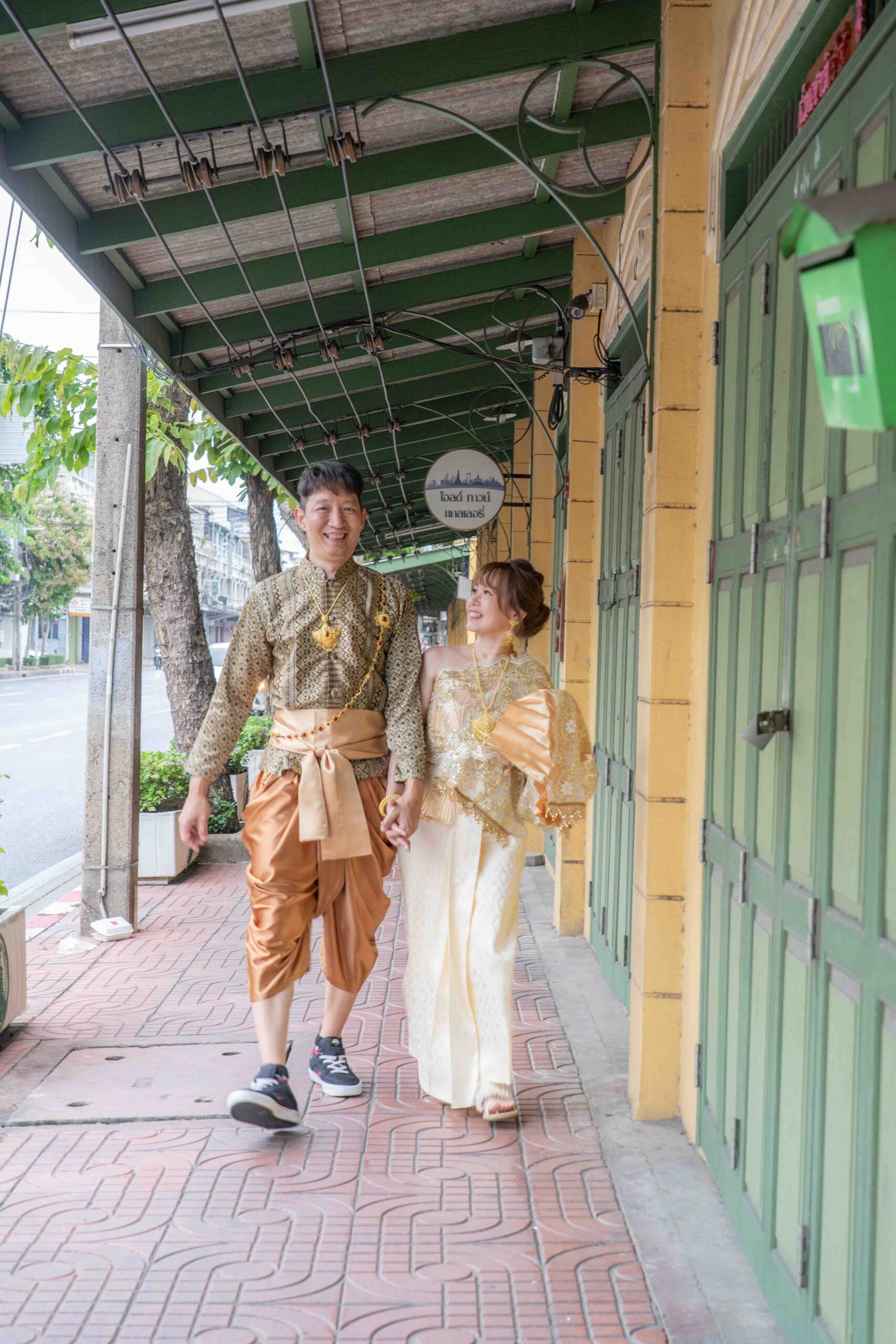 曼谷泰服租借,Cherd-Chay Thai Glory
