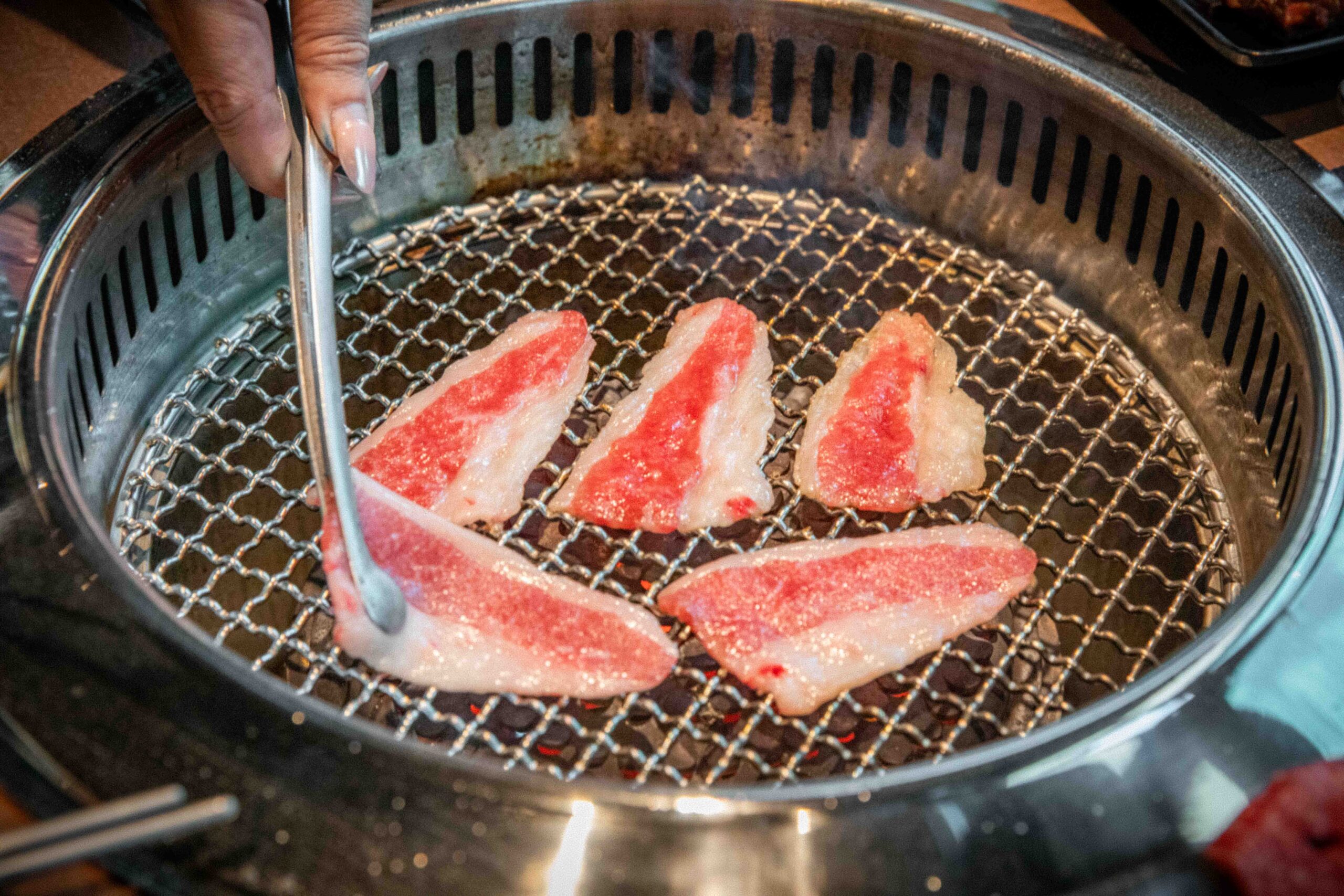 中壢燒肉吃到飽,中壢和牛吃到飽,吃肉肉焼き肉専門店中壢店