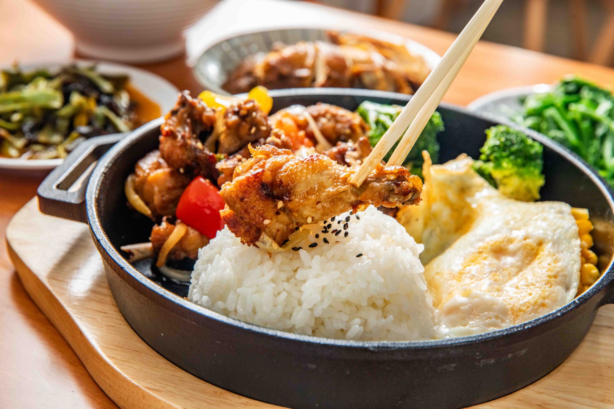 桃園美食,藝文特區美食,金小蔥雞湯米粉