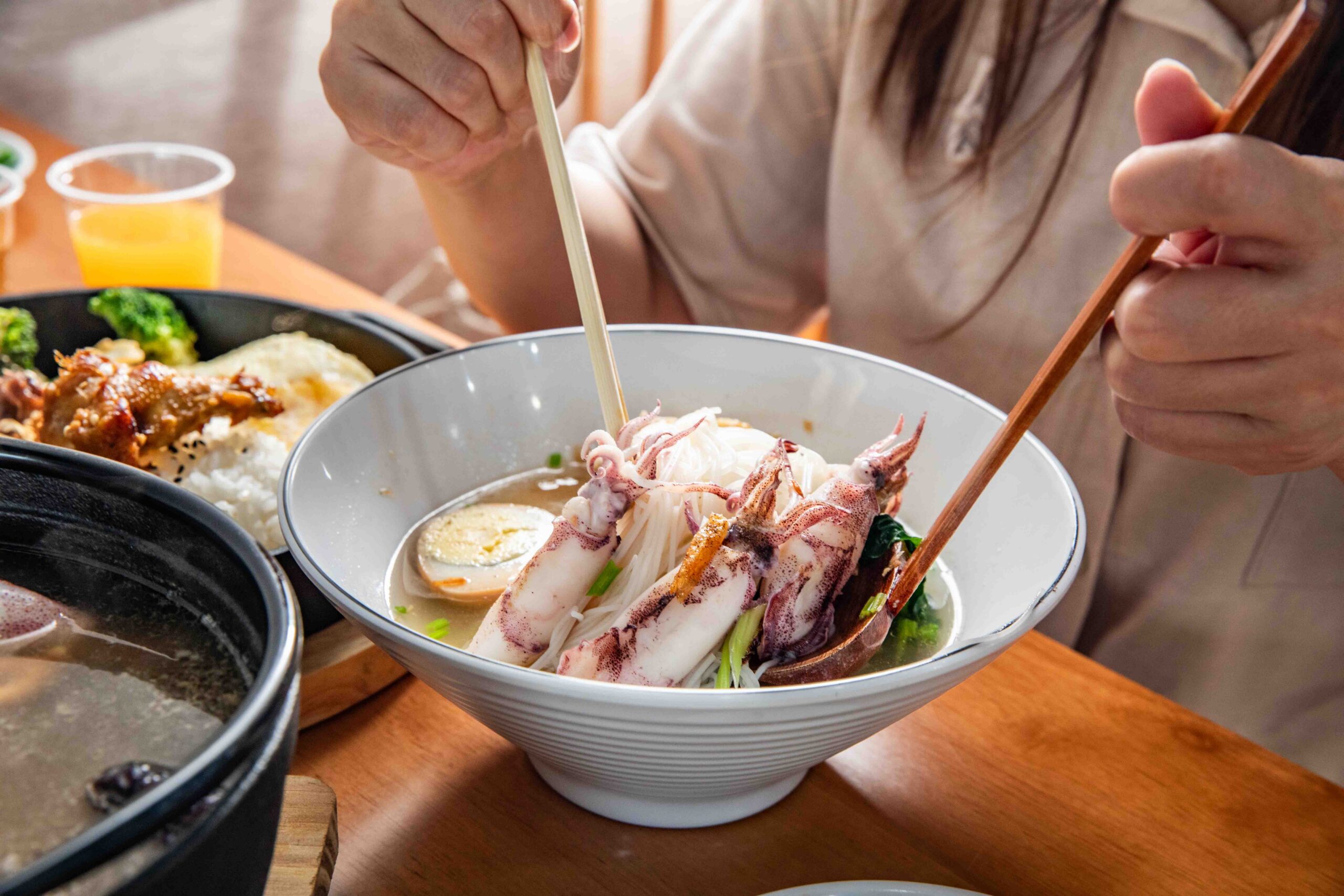 桃園美食,藝文特區美食,金小蔥雞湯米粉