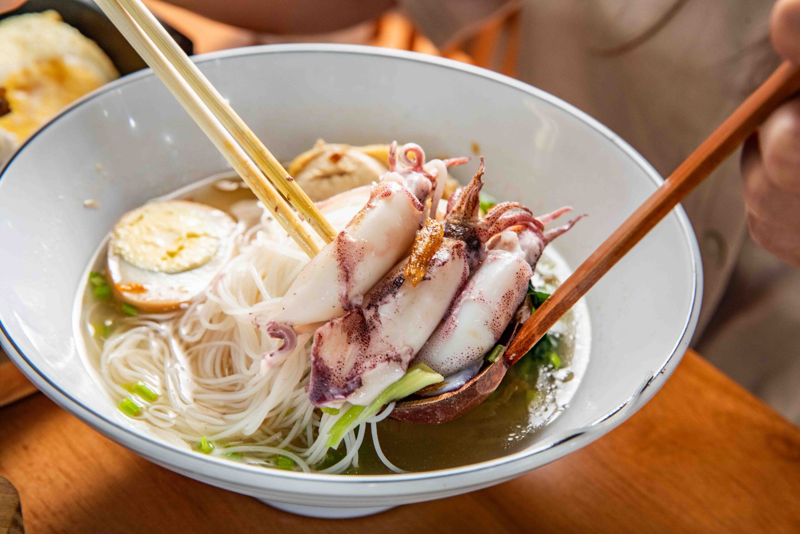 桃園美食,藝文特區美食,金小蔥雞湯米粉
