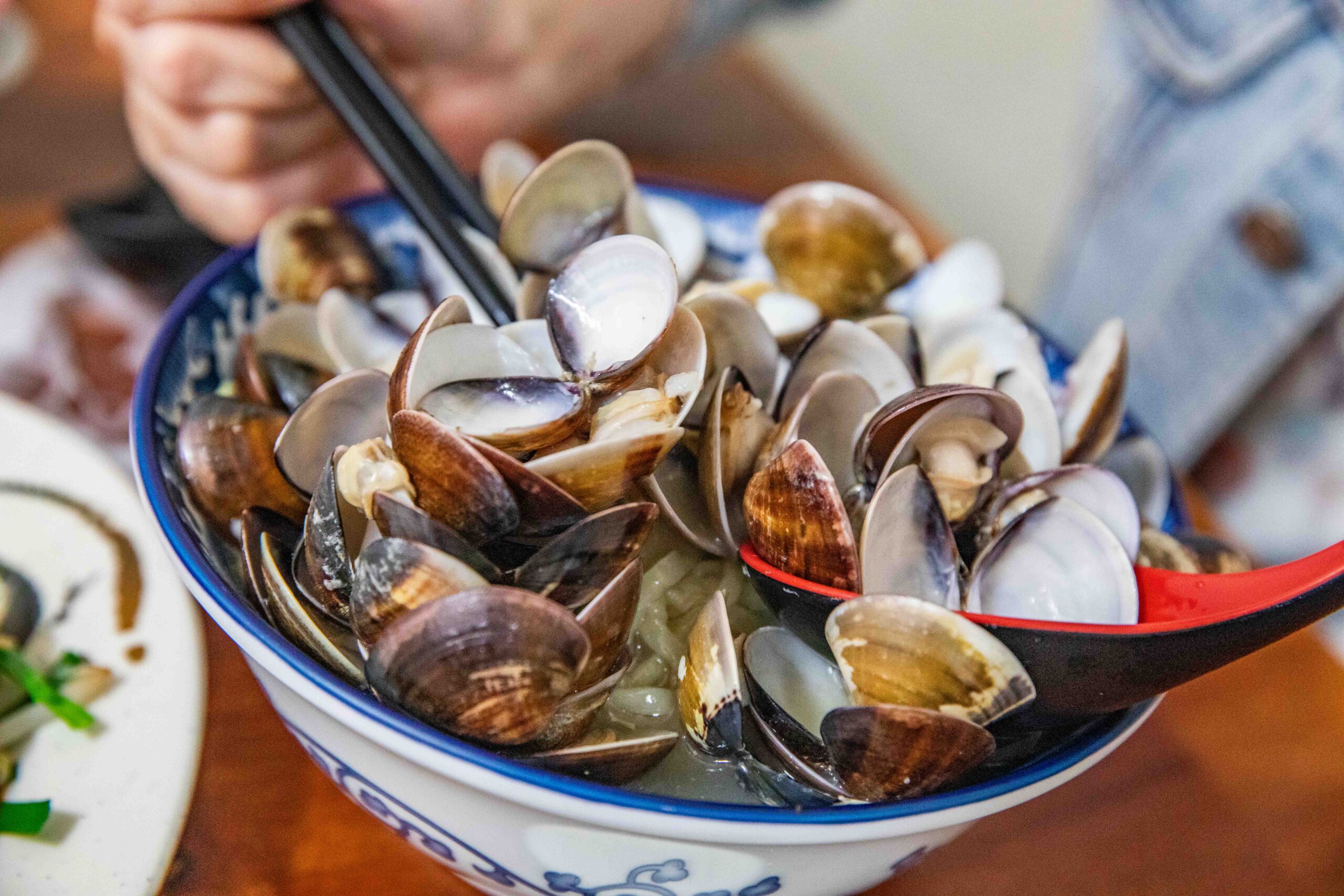 中壢美食,中壢小吃,中壢蛤蠣麵,好滋味麵館