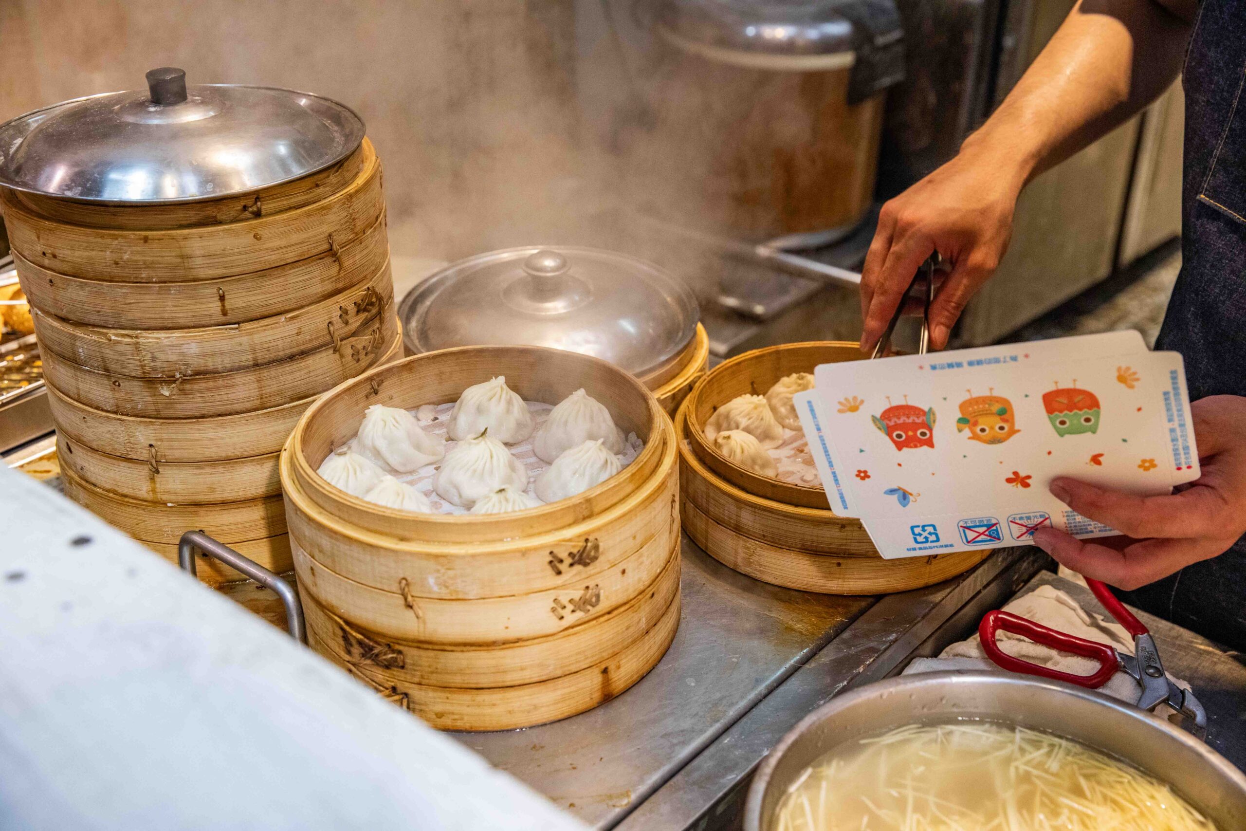 台中美食,台中忠孝路夜市美食,台中湯包,熊家湯包