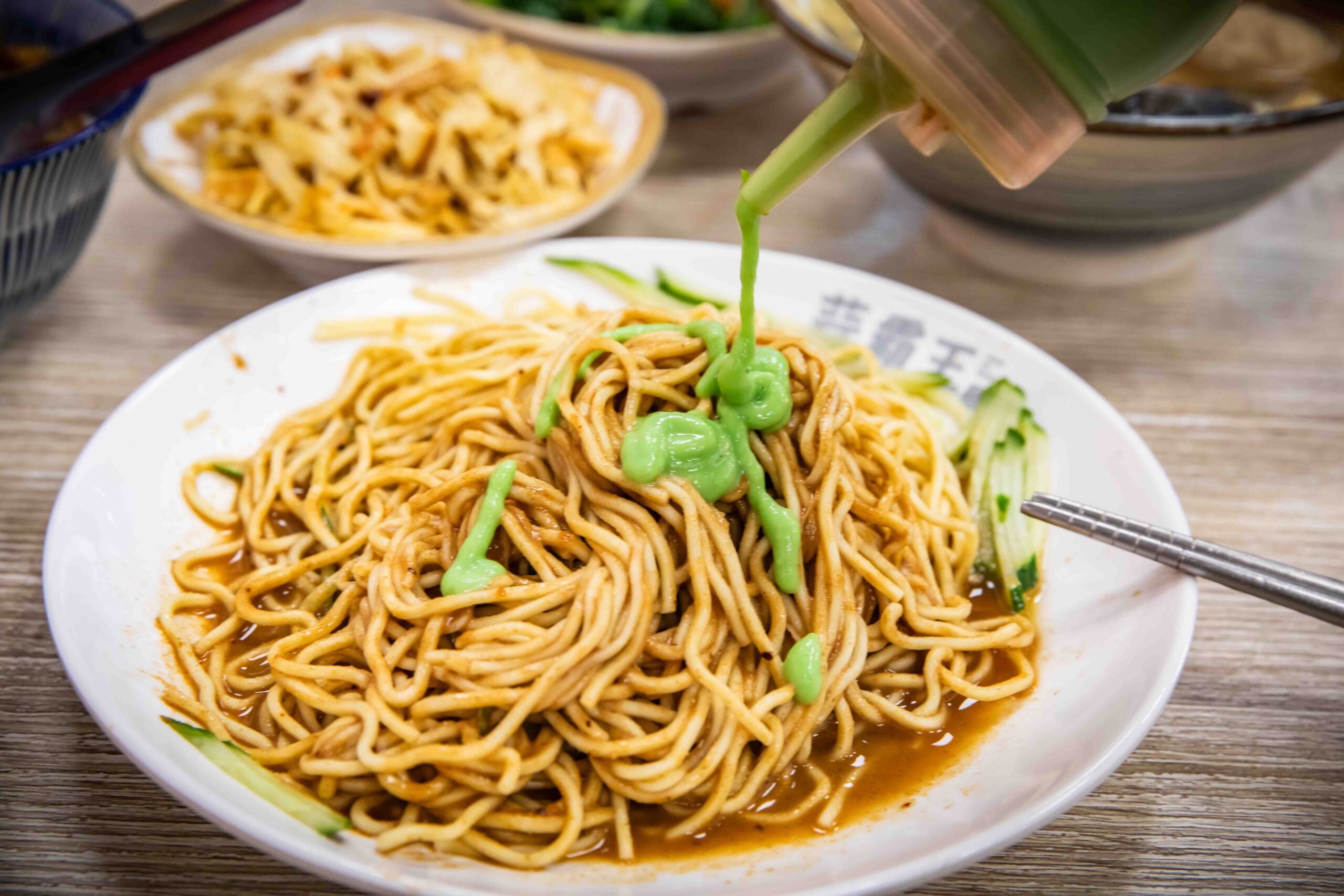 桃園美食,桃園蒜味肉羹,桃園小吃,蒜霸王蒜味肉羹涼麵-桃鶯總店