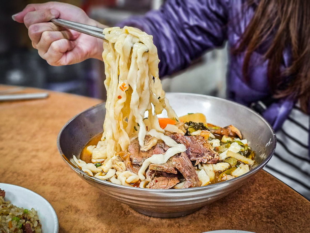 大園美食,大園牛肉麵,大園小吃,美女の家牛肉麵