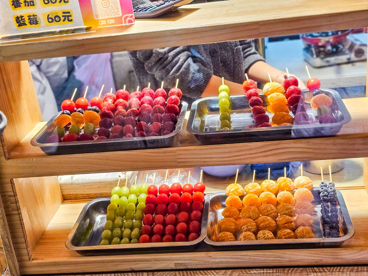 絲麥友拉絲糖葫蘆,新明夜市美食,中壢夜市美食,中壢糖葫蘆 絲麥友拉絲糖葫蘆,新明夜市美食,中壢夜市美食,中壢糖葫蘆