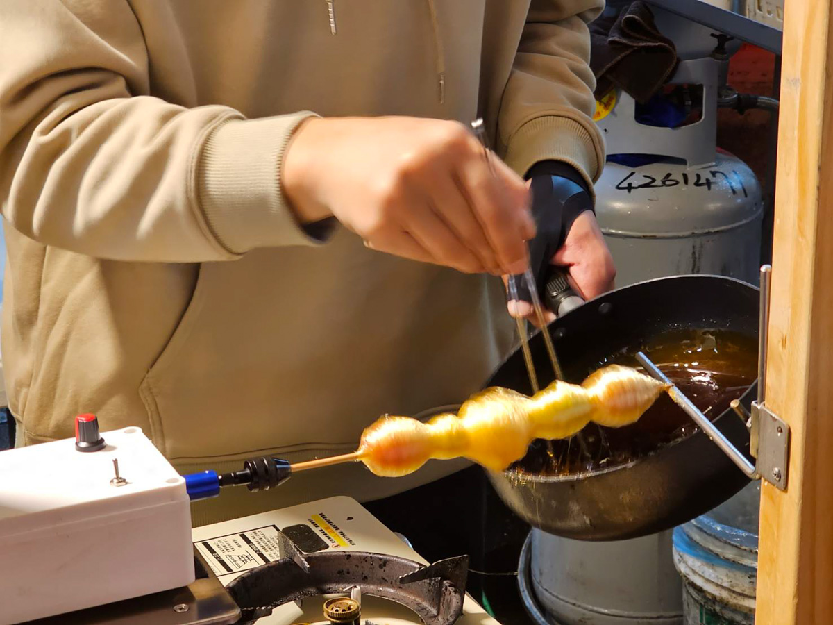 絲麥友拉絲糖葫蘆,新明夜市美食,中壢夜市美食,中壢糖葫蘆 絲麥友拉絲糖葫蘆,新明夜市美食,中壢夜市美食,中壢糖葫蘆