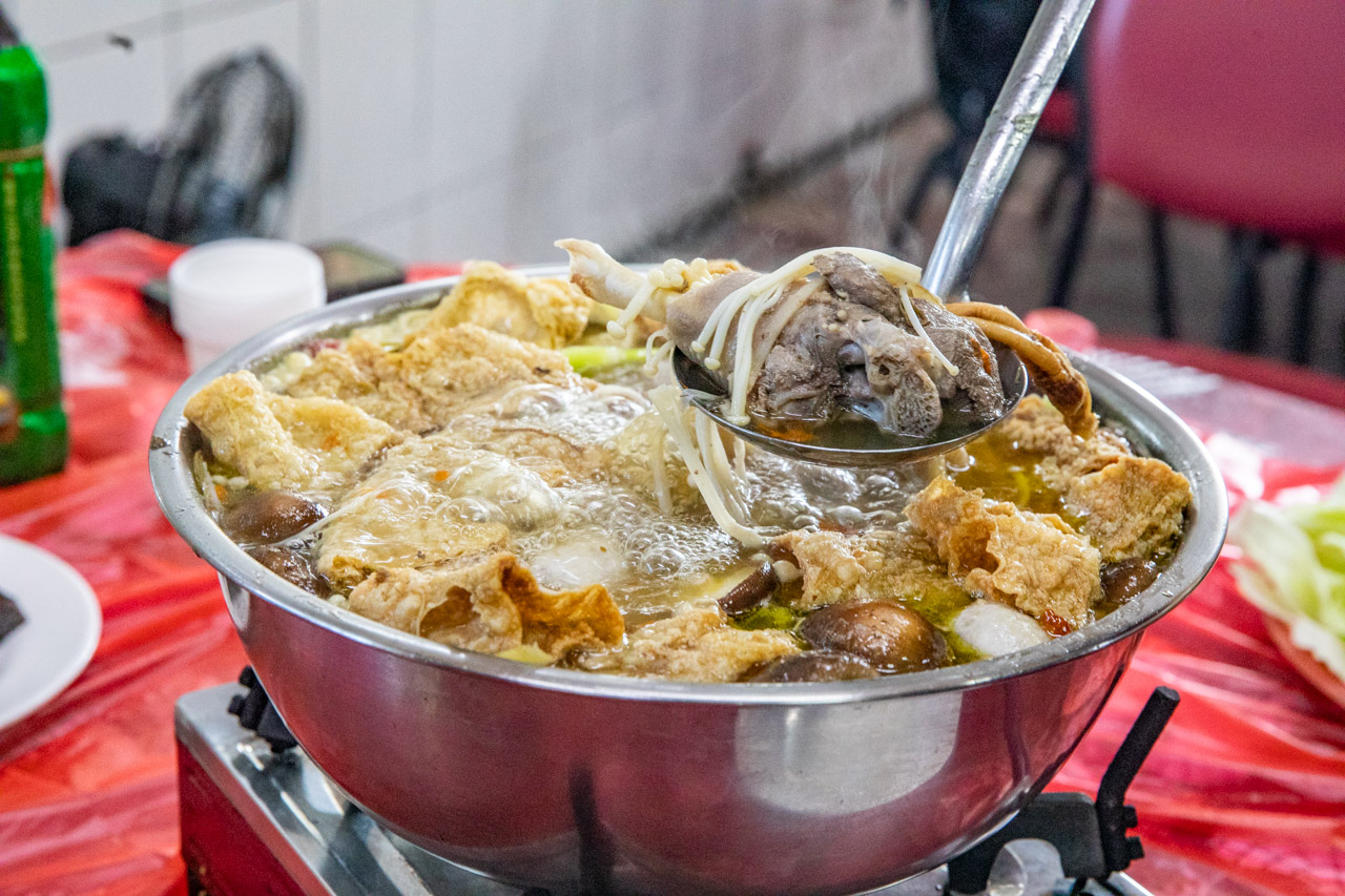 網站近期文章：龍潭佳安薑母鴨｜超大鋼盆清燉薑母鴨！湯頭清香帶酒氣，冬天溫補首選