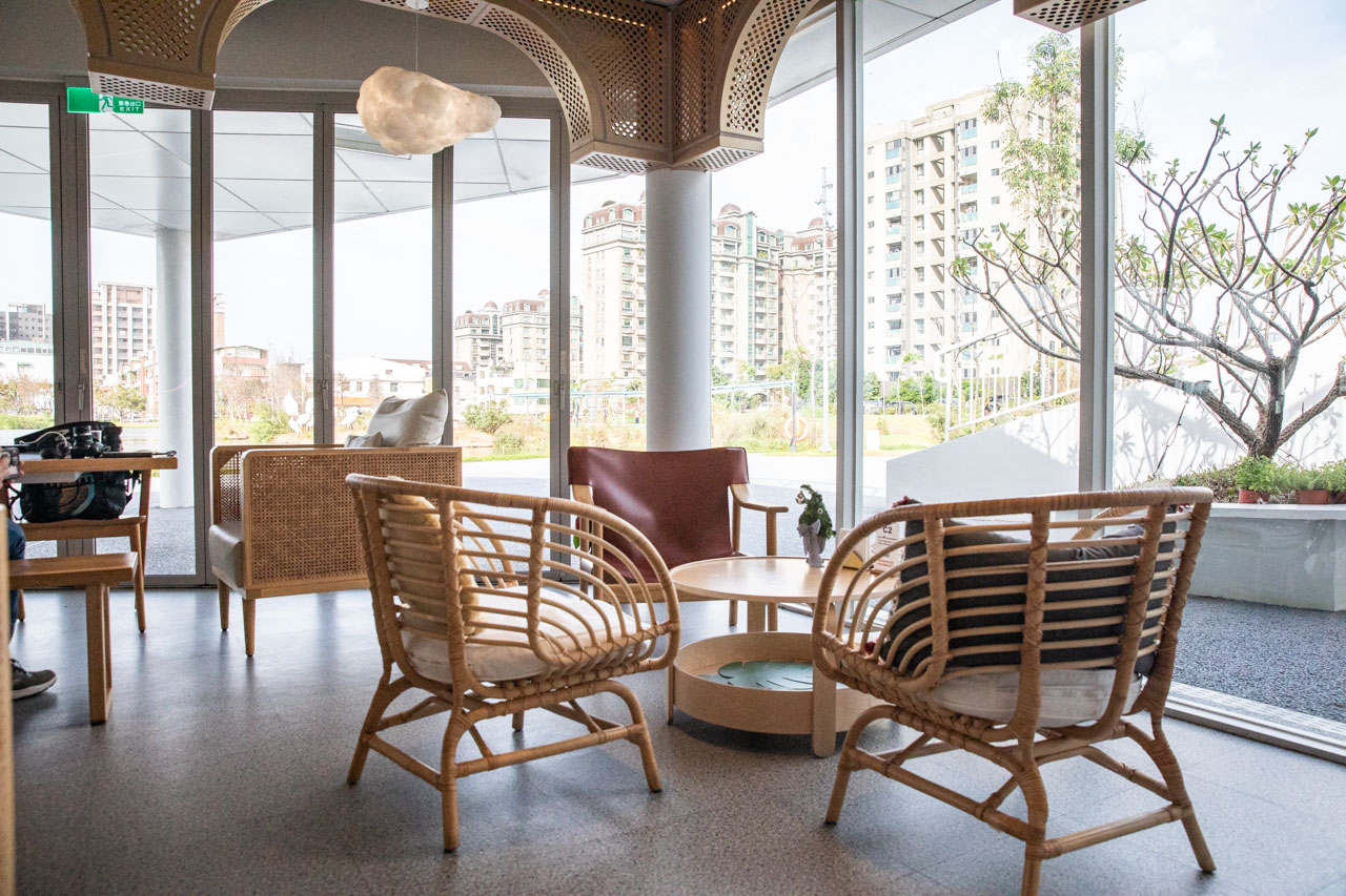 大園看飛機,大園景觀咖啡,大園美食,The QiAO 喬寓咖啡