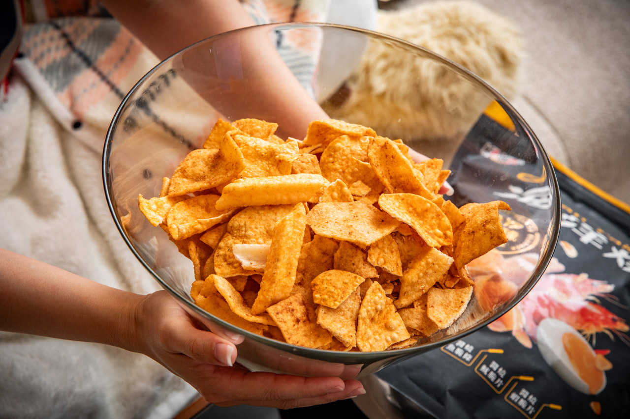 KAKA 海洋燒,宅配零食,追劇零食,海鮮脆餅,十三香小龍蝦風味脆片,金沙蝦球風味脆片,Costco好市多必買