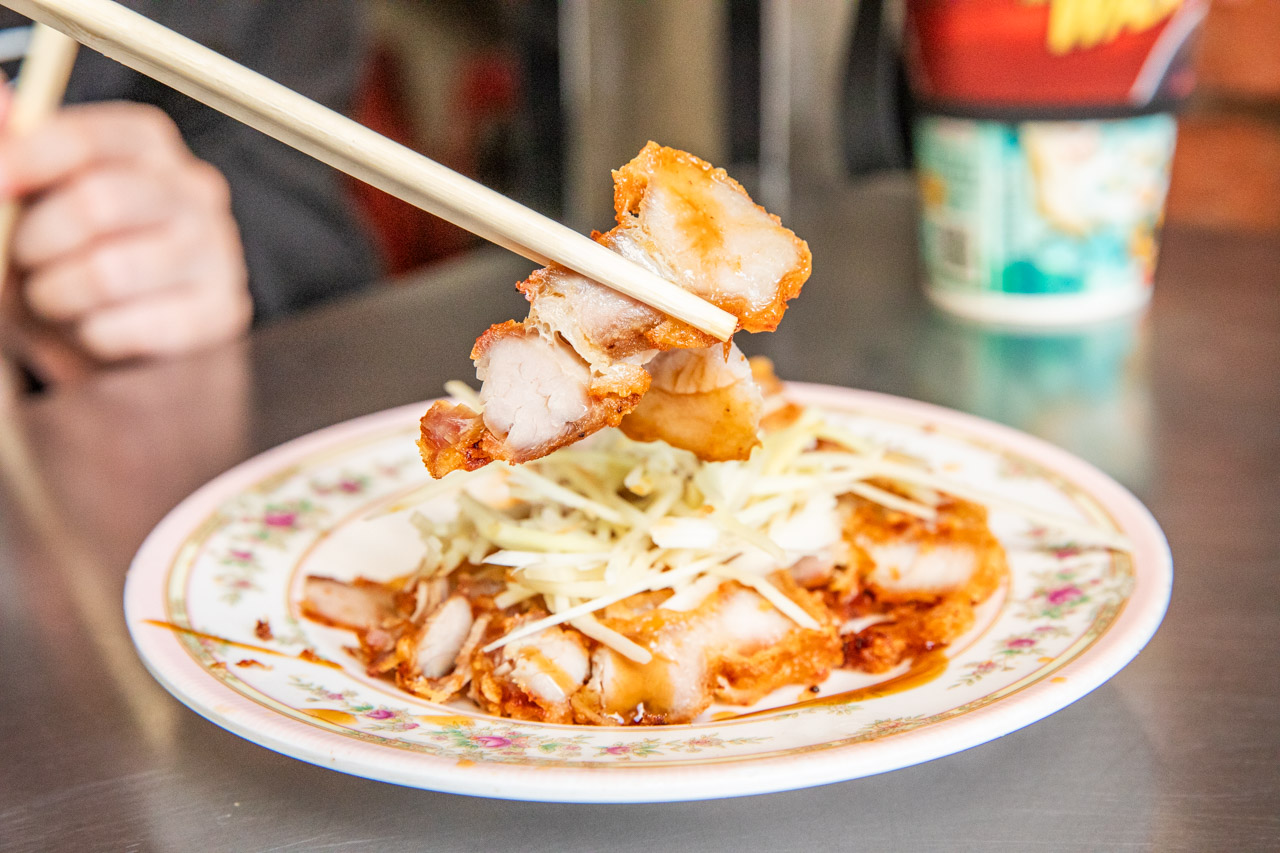 員林美食,員林小吃,黃家鱟殼炒蚵仔麵