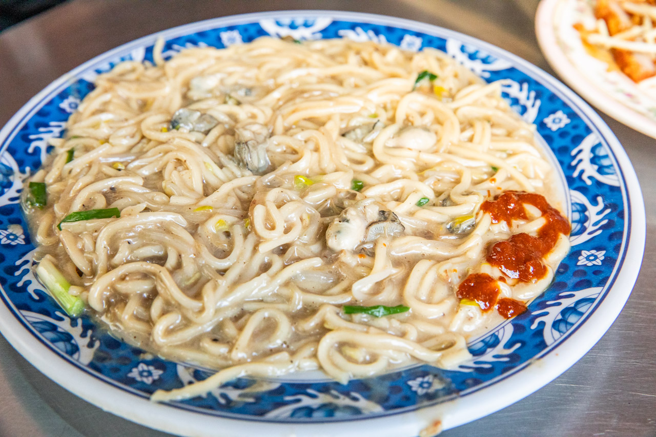 員林美食,員林小吃,黃家鱟殼炒蚵仔麵