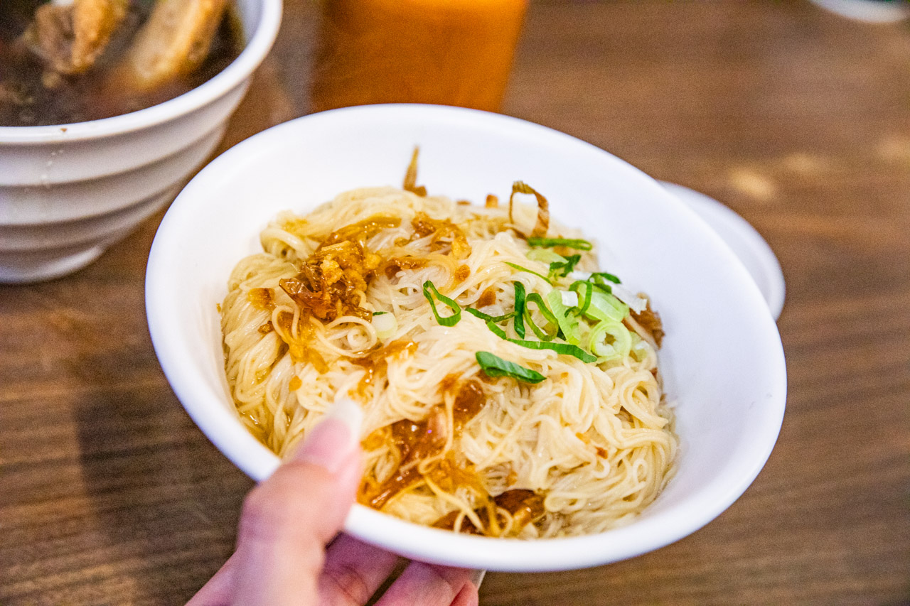 逢甲夜市美食,逢甲小吃,逢甲夜市臭豆腐,宋家藥燉排骨臭豆腐