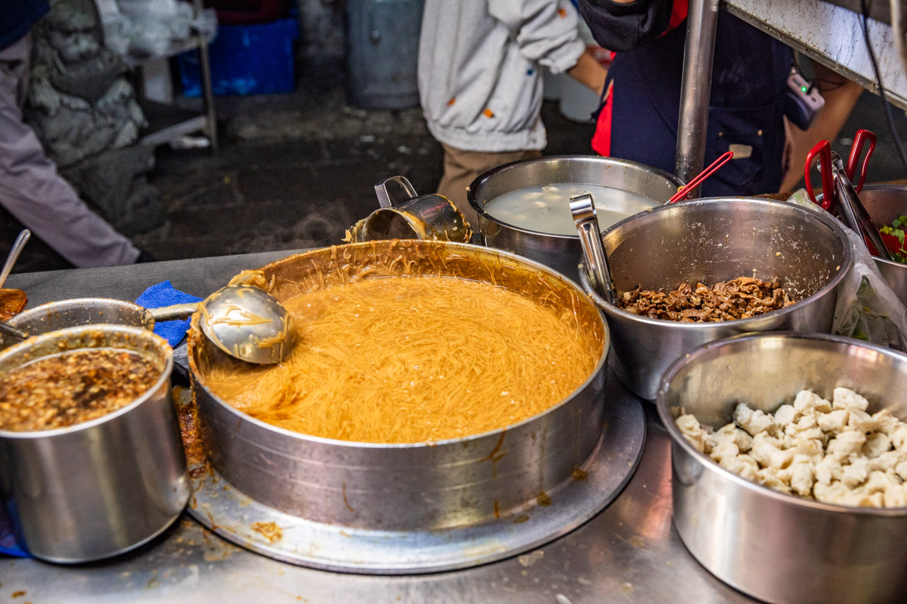士林夜市美食,士林美食,士林廟口阿輝麵線