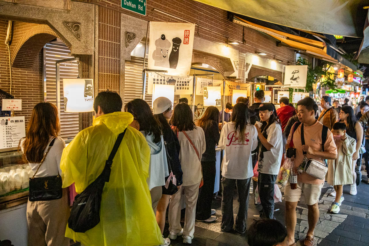 士林夜市美食,士林夜市小吃,士林夜市燒烤杏鮑菇