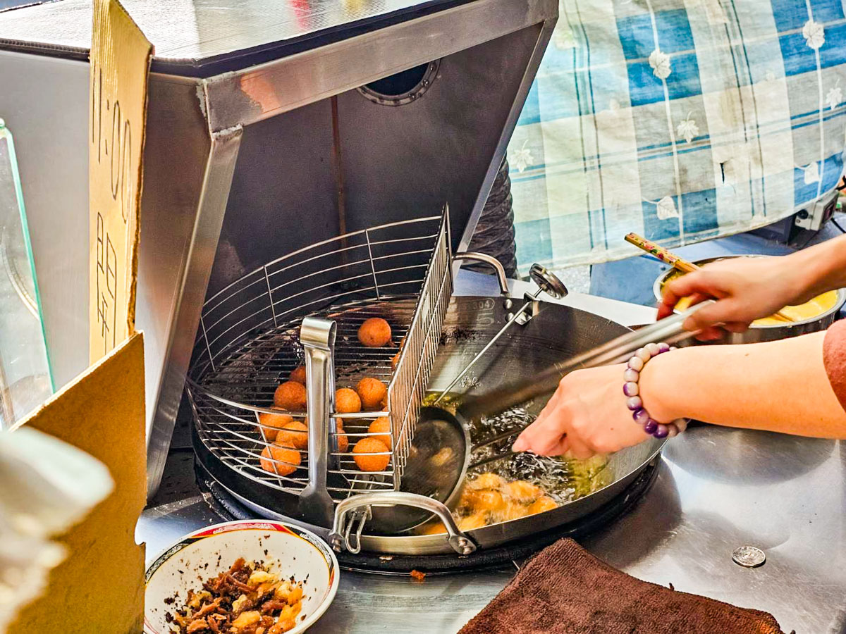 員林美食,員林第一市場美食,員林第一市場菱角酥