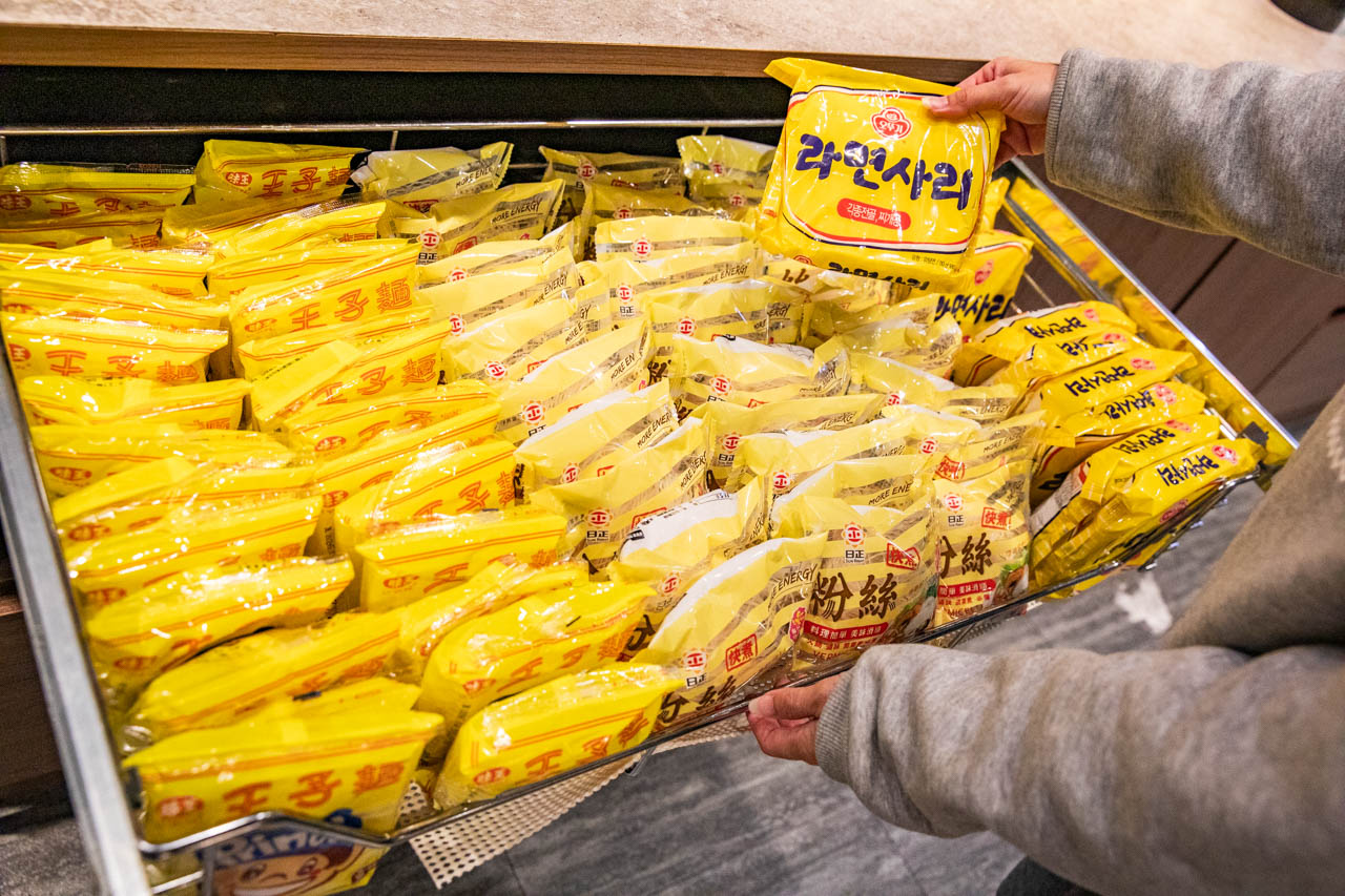 超夯川麻辣鍋桃園愛買店,桃園酸菜魚吃到飽,桃園麻辣鍋吃到飽