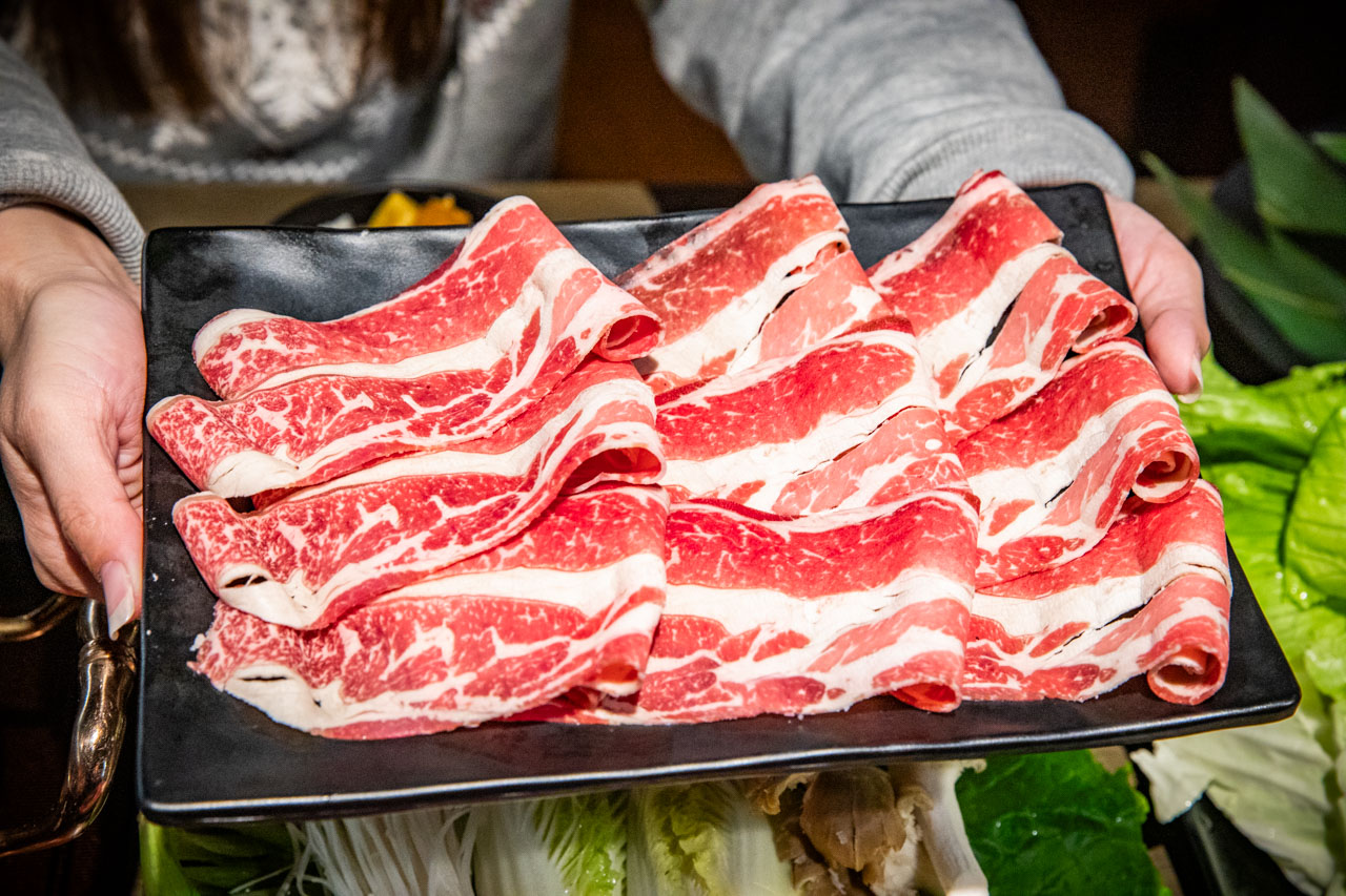 超夯川麻辣鍋桃園愛買店,桃園酸菜魚吃到飽,桃園麻辣鍋吃到飽