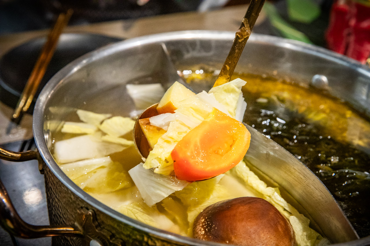 超夯川麻辣鍋桃園愛買店,桃園酸菜魚吃到飽,桃園麻辣鍋吃到飽