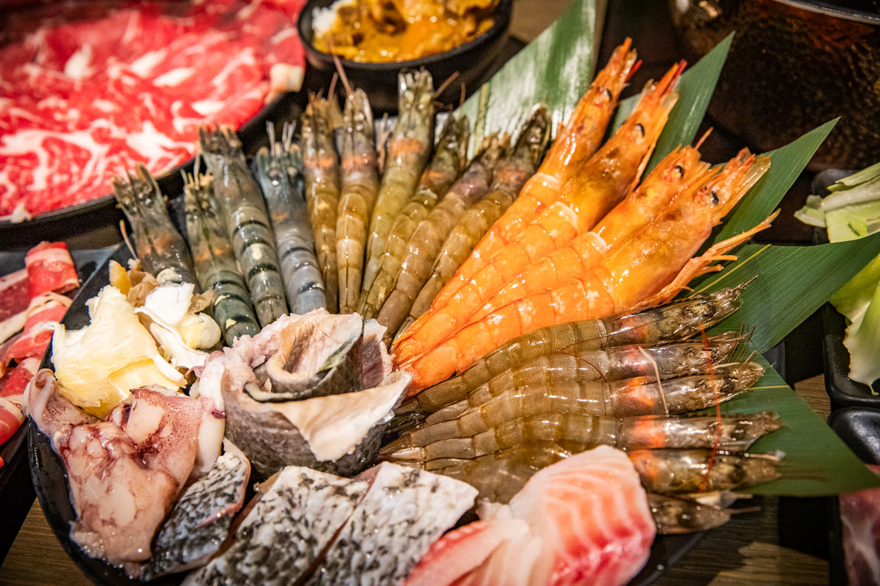 超夯川麻辣鍋桃園愛買店,桃園酸菜魚吃到飽,桃園麻辣鍋吃到飽