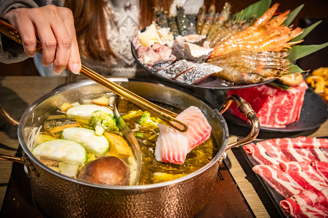 超夯川麻辣鍋桃園愛買店,桃園酸菜魚吃到飽,桃園麻辣鍋吃到飽