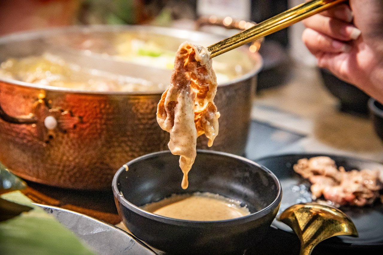 超夯川麻辣鍋桃園愛買店,桃園酸菜魚吃到飽,桃園麻辣鍋吃到飽