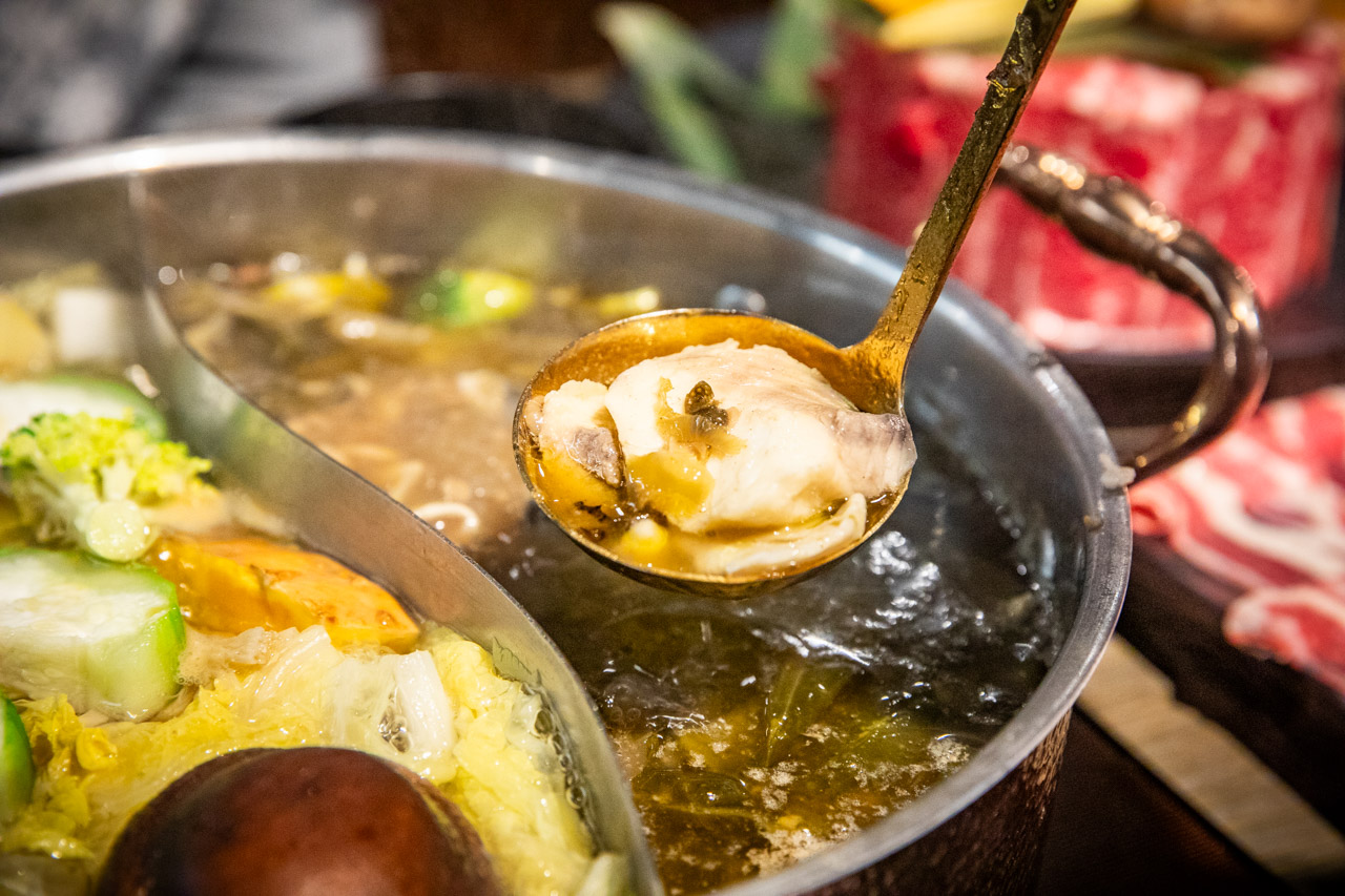 超夯川麻辣鍋桃園愛買店,桃園酸菜魚吃到飽,桃園麻辣鍋吃到飽