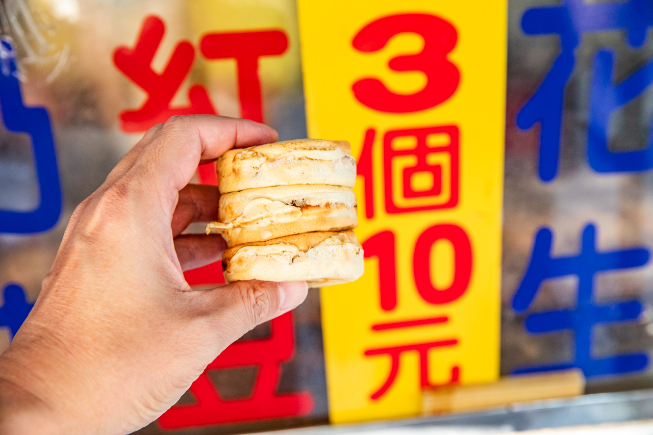 高雄美食,高雄甜點,高雄紅豆餅,紅豆餅-十元三個