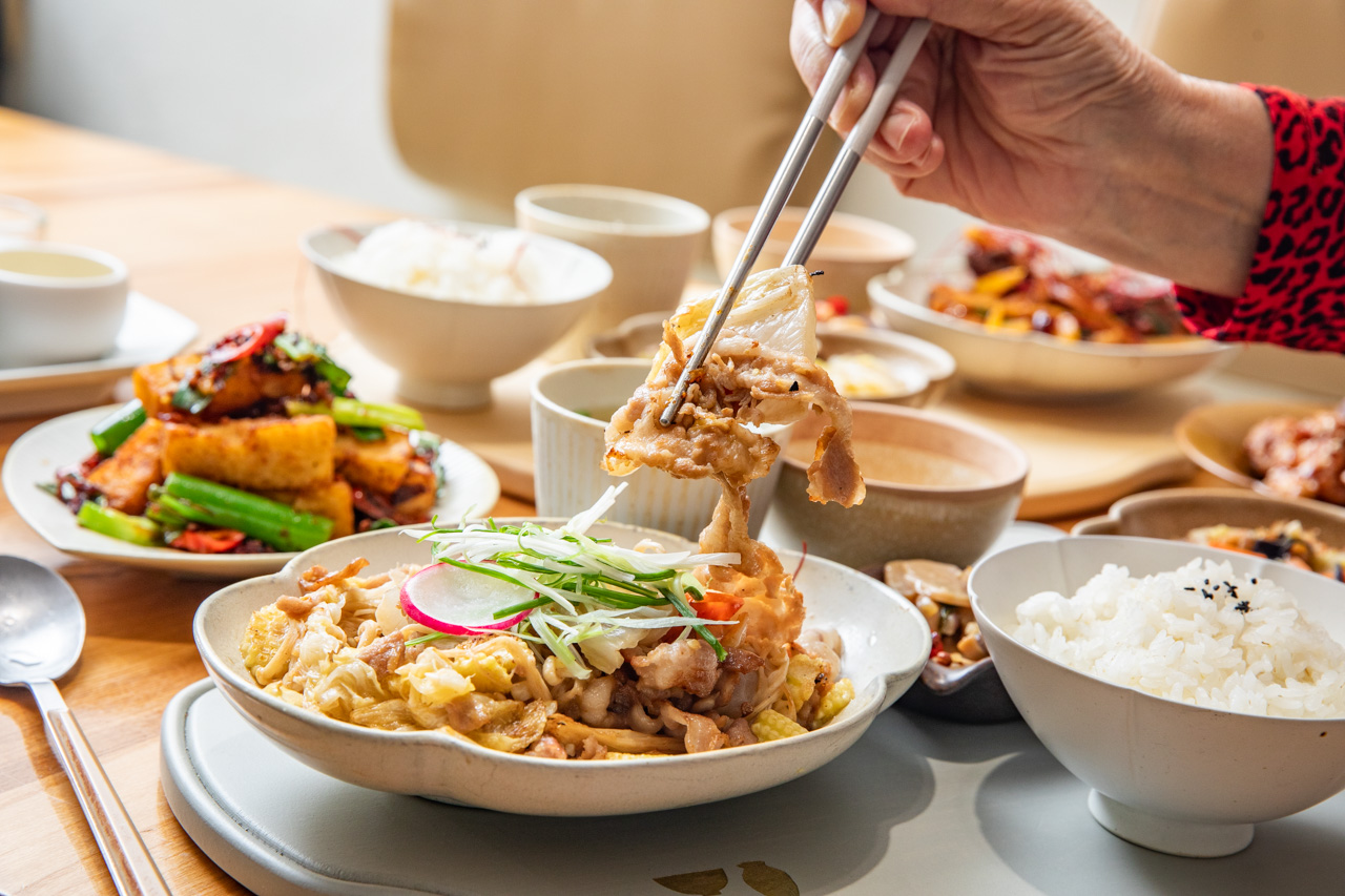 青埔美食,青埔中式餐廳,皿皿新中式定食料理