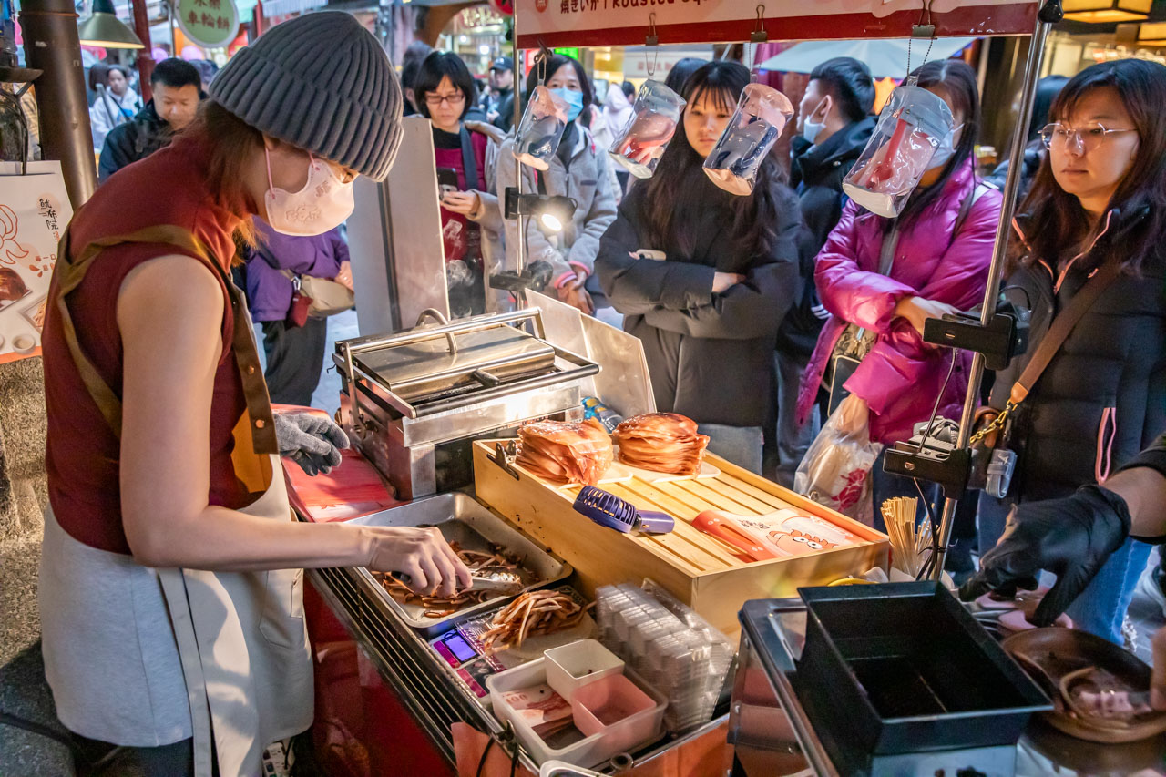 迪化街美食,迪化街小吃,魷布院-鮮烤魷魚