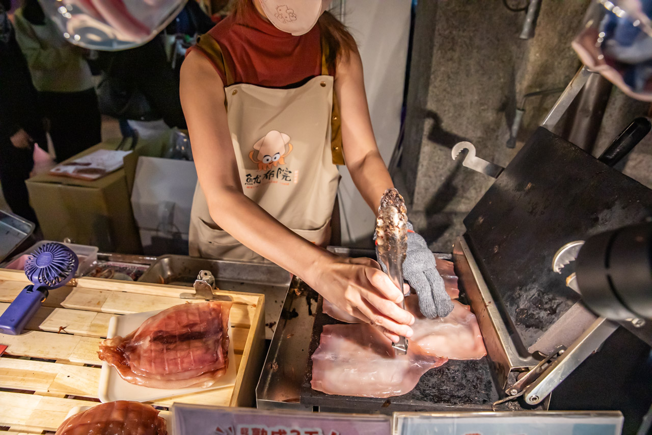迪化街美食,迪化街小吃,魷布院-鮮烤魷魚
