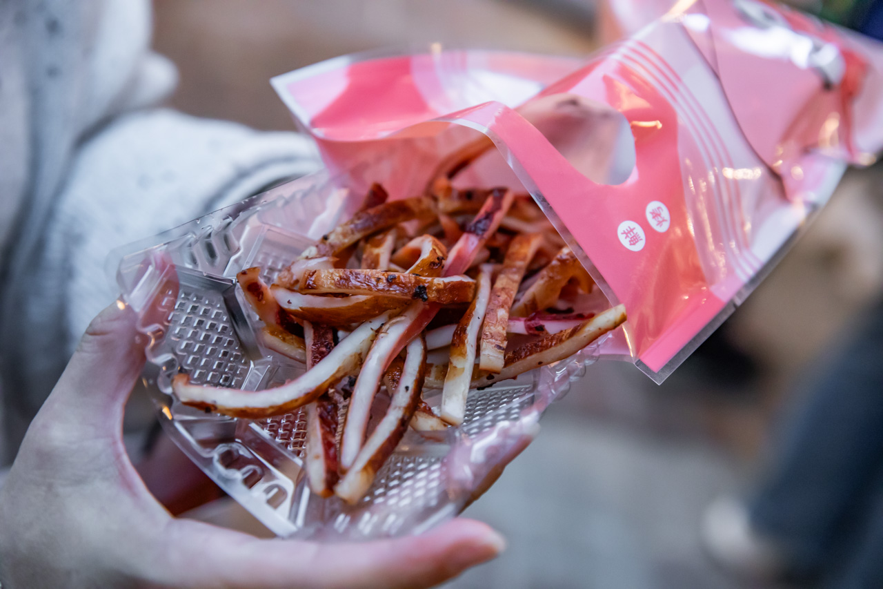 迪化街美食,迪化街小吃,魷布院-鮮烤魷魚