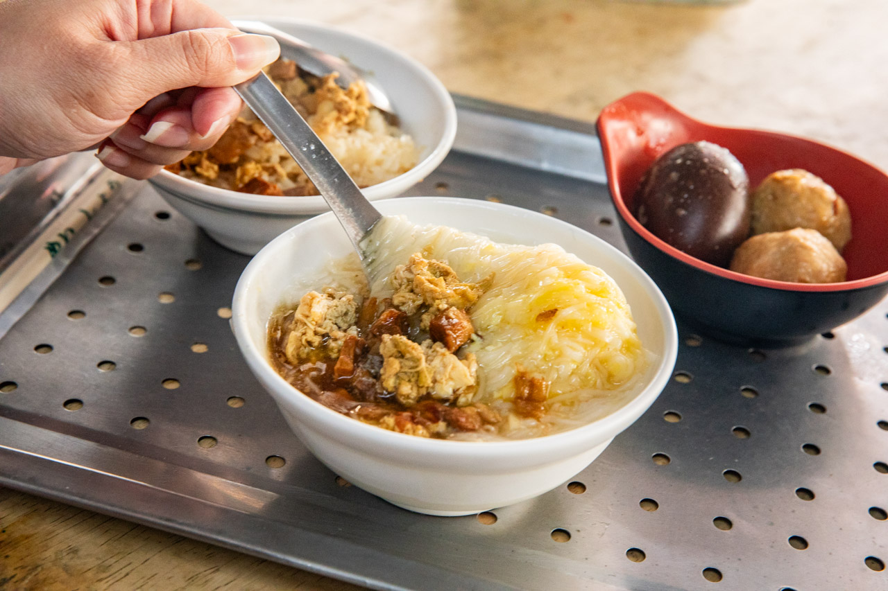 北港美食,北港麵線糊,北港小吃,老等油飯麵線糊 北港美食,北港麵線糊,北港小吃,老等油飯麵線糊