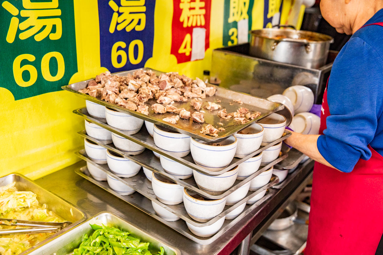 南機場夜市美食,南機場夜市豬腳,曉迪筒仔米糕