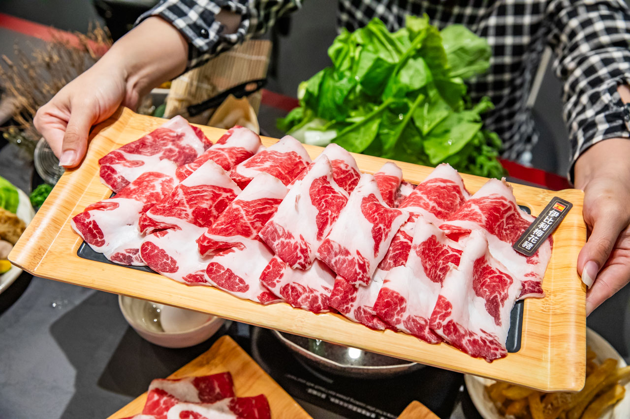 桃園青埔美食,桃園IKEA美食,二旭鍋